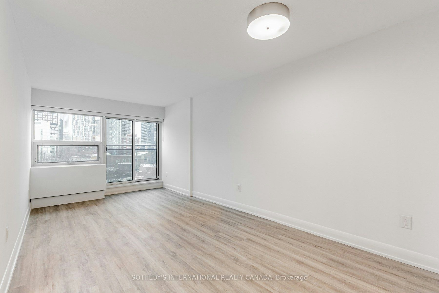 S1015-191 Sherbourne Street, Toronto, ON, M5A 3X1