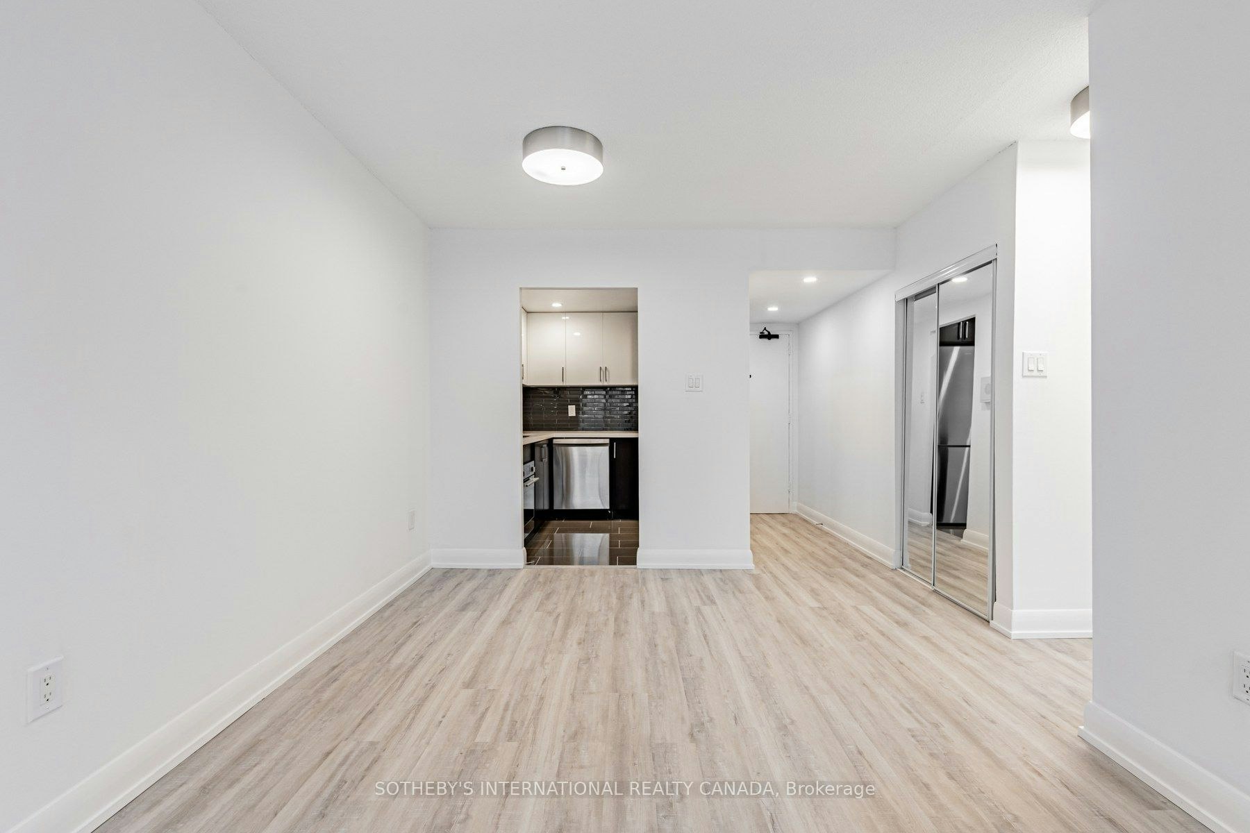 S1015-191 Sherbourne Street, Toronto, ON, M5A 3X1 - 4