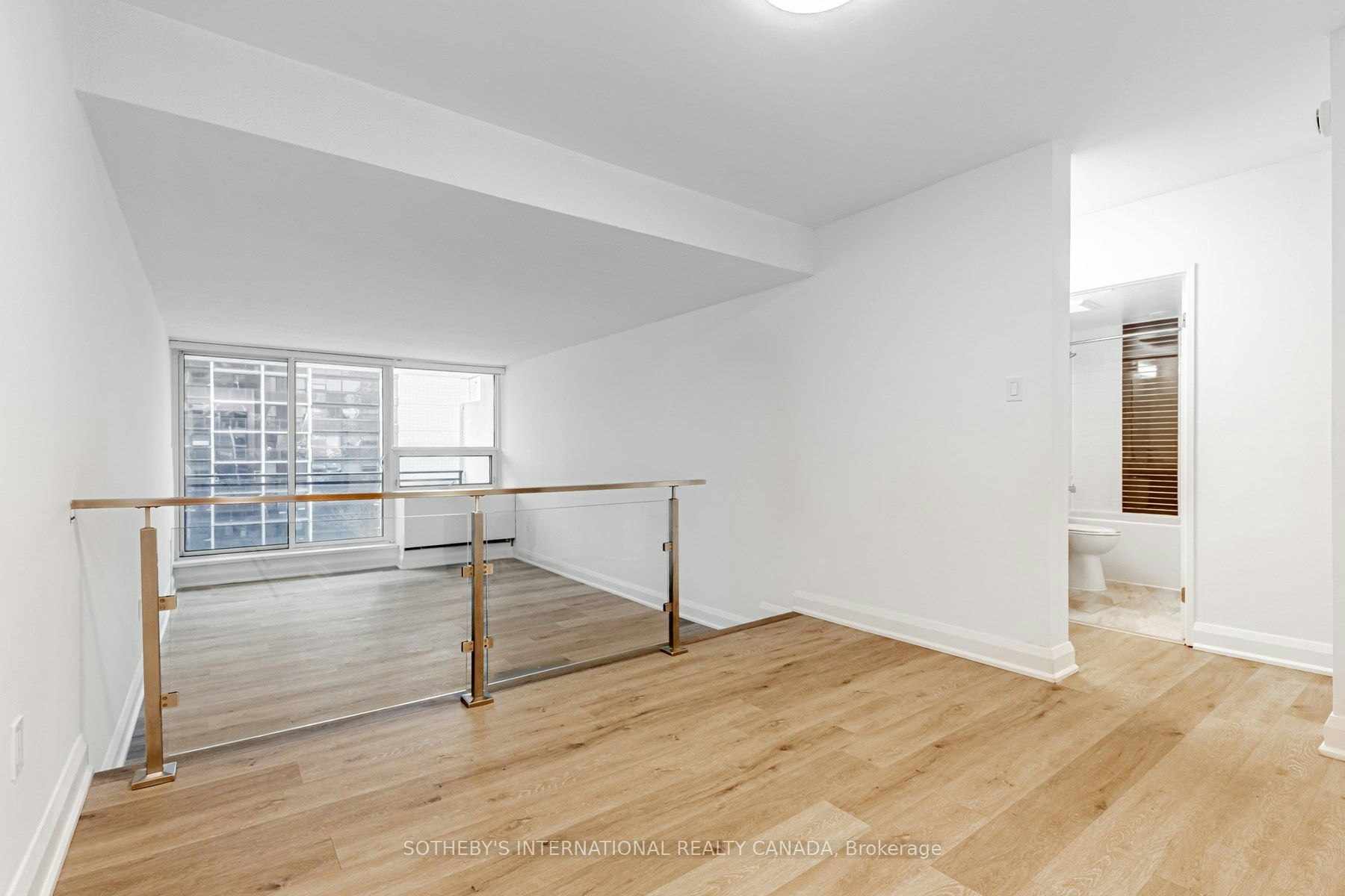 S0420-191 Sherbourne Street, Toronto, ON, M5A 3X1 - 4