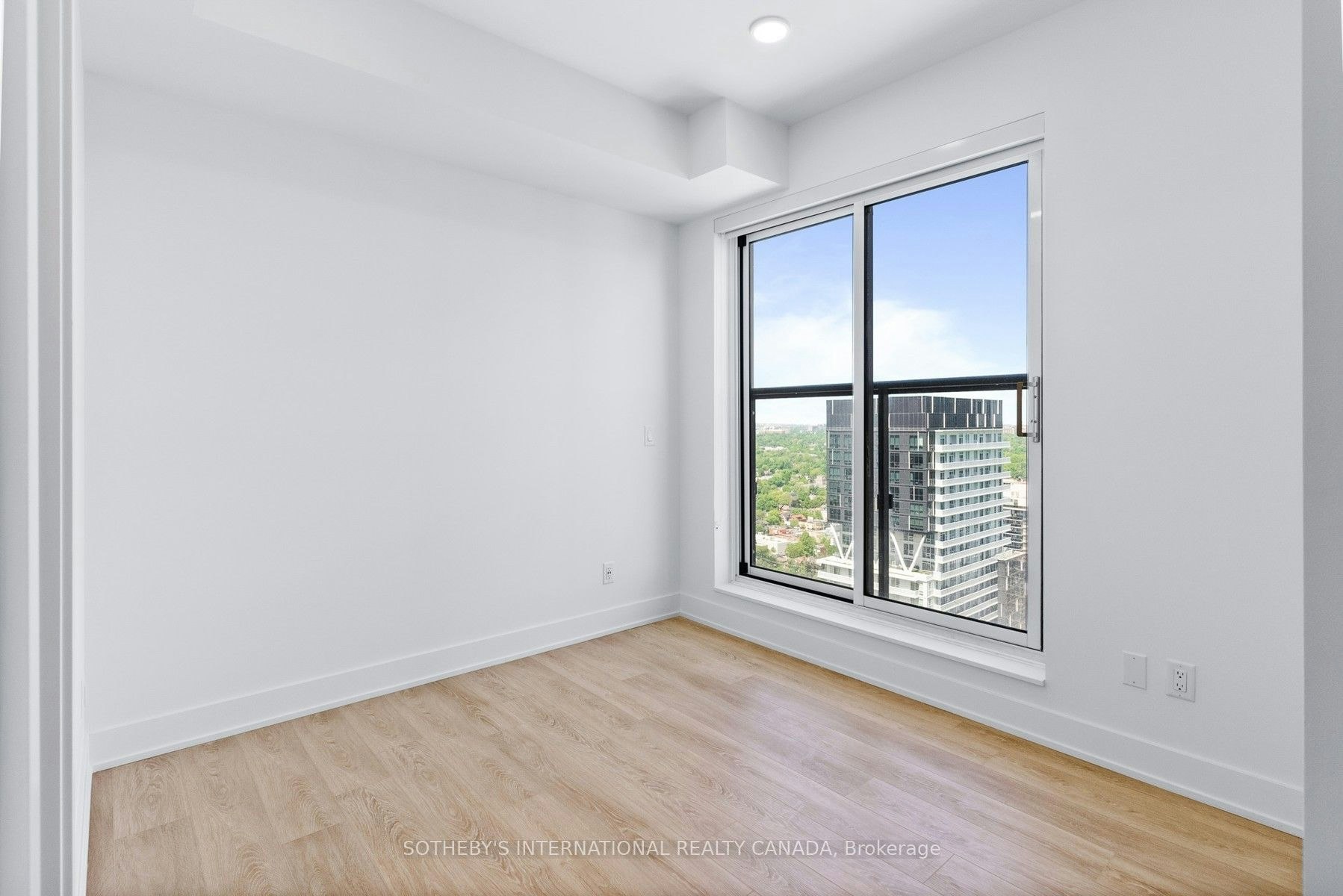 2004-200 Redpath Avenue, Toronto, ON, M4P 0E6 - 15