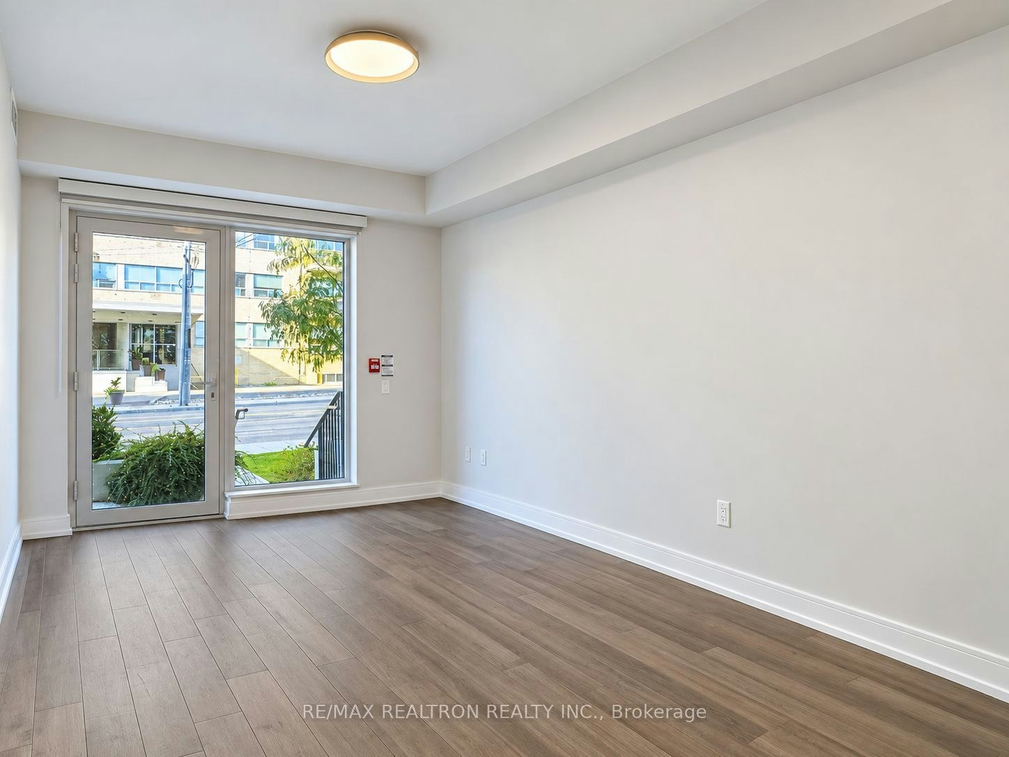 103-2525 Bathurst Street, Toronto, ON, M6B 2Y9 - 2