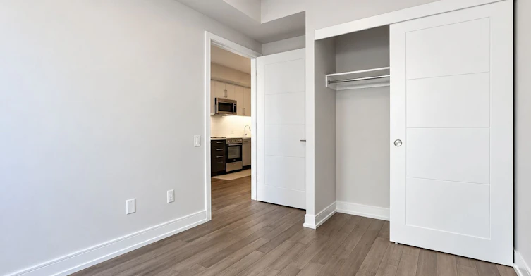 103-2525 Bathurst Street, Toronto, ON, M6B 2Y9 - 6