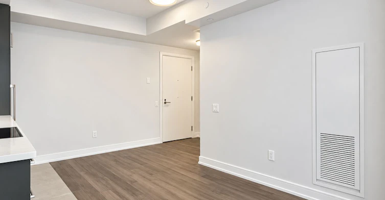 103-2525 Bathurst Street, Toronto, ON, M6B 2Y9 - 3