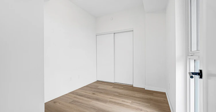 601-280 Dundas Street W, Toronto, ON, M5T 0E3 - 12