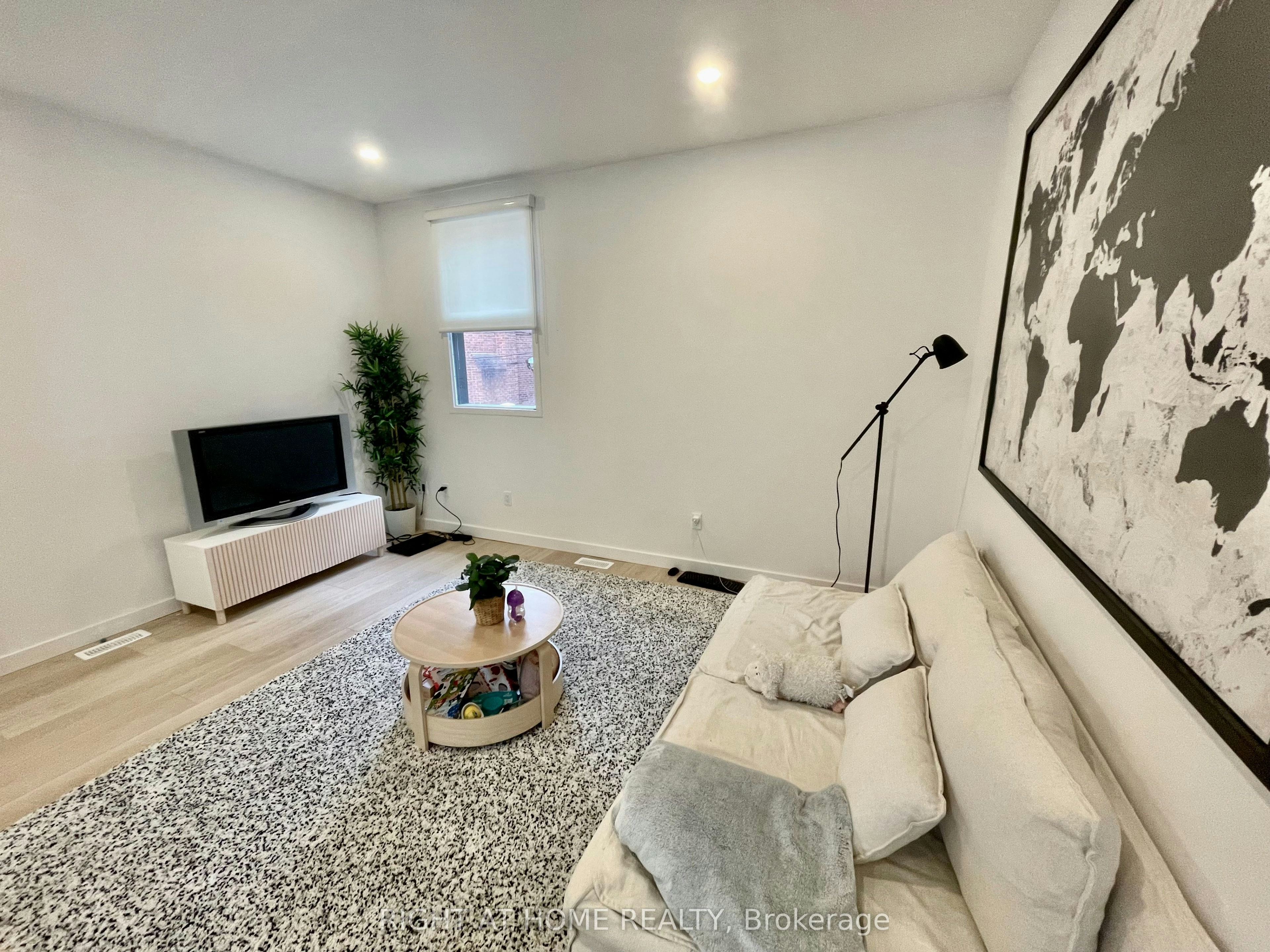 5-367 Howland Avenue, Toronto, ON, M5R 3C1 - 3