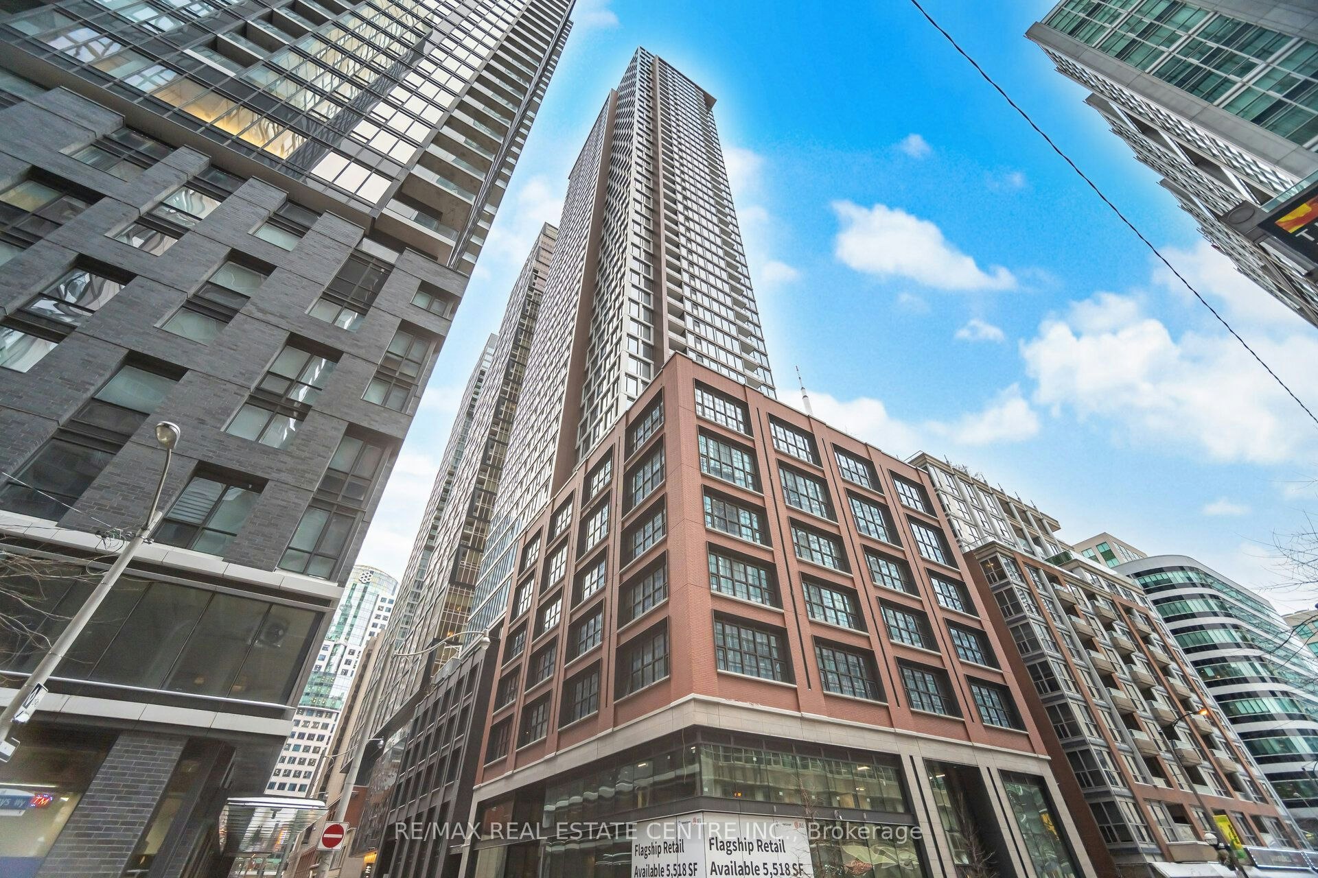 509-55 Mercer Street, Toronto, ON, M5V 0W4