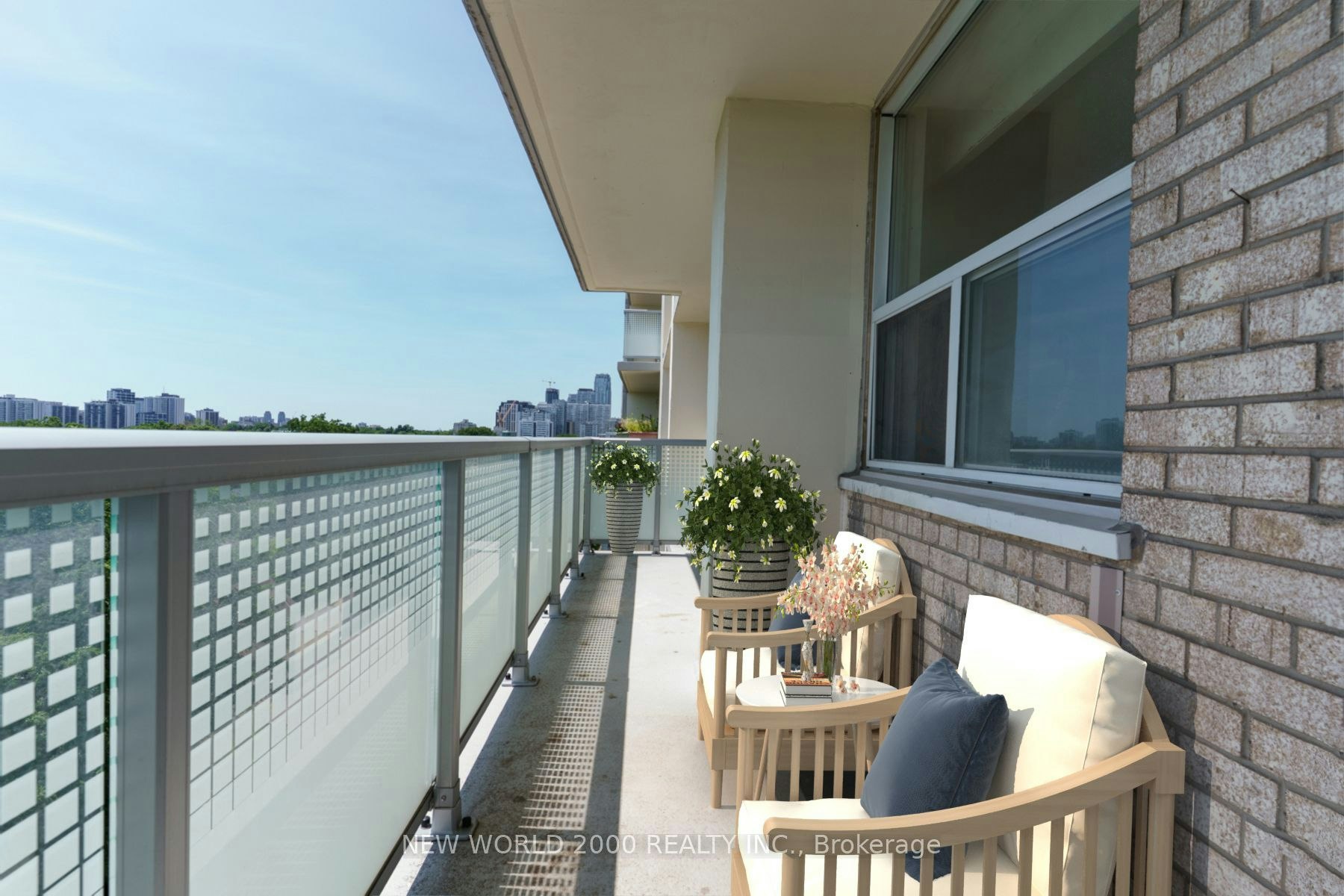 0903-485 Eglinton Avenue E, Toronto, ON, M4P 1N2 - 5