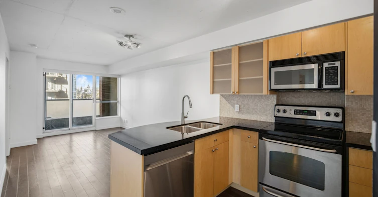 320-1005 King Street W, Toronto, ON, M6K 3M8 - 9