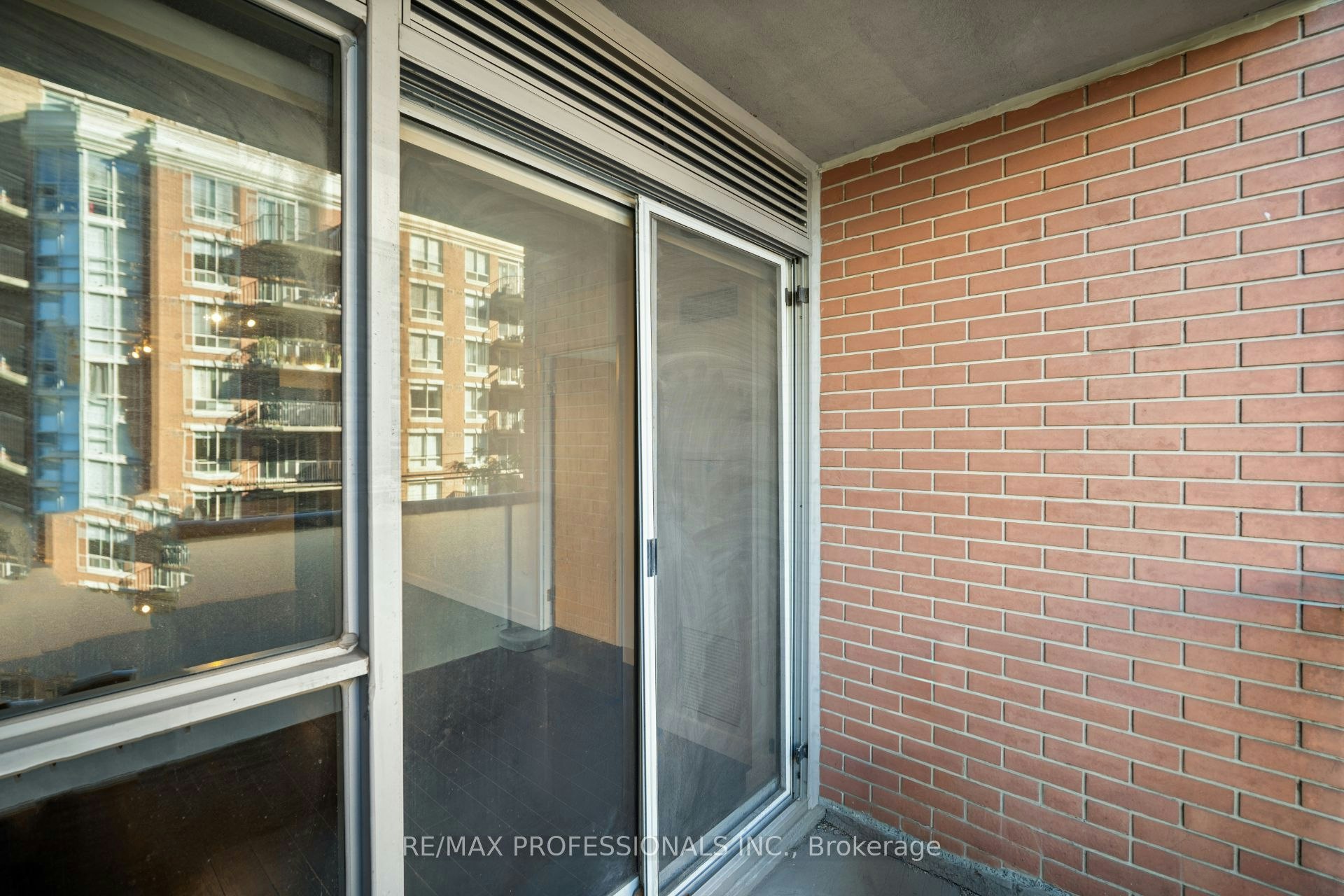 320-1005 King Street W, Toronto, ON, M6K 3M8 - 22