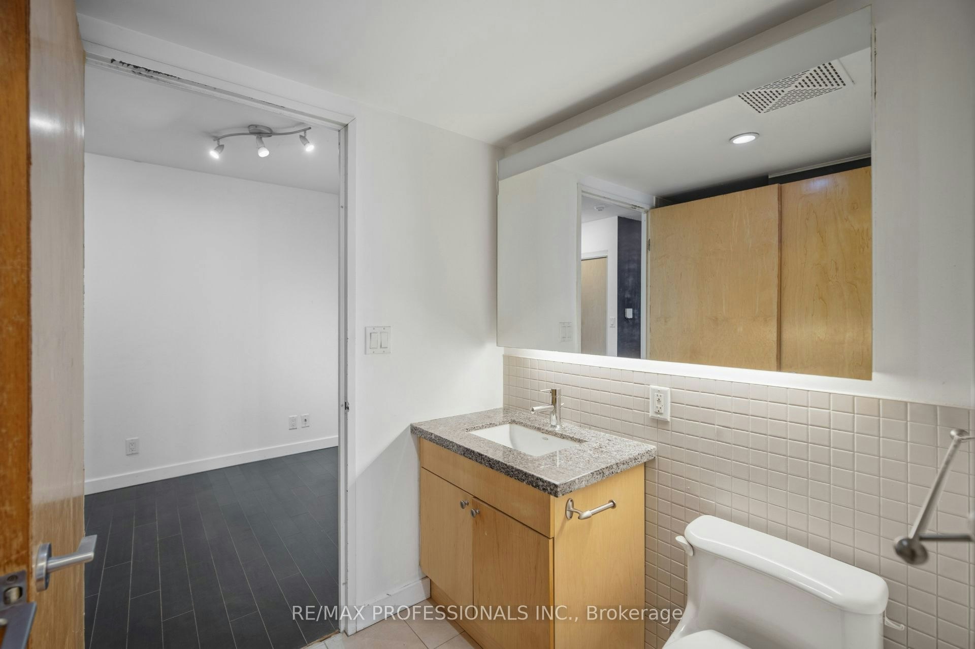 320-1005 King Street W, Toronto, ON, M6K 3M8 - 19