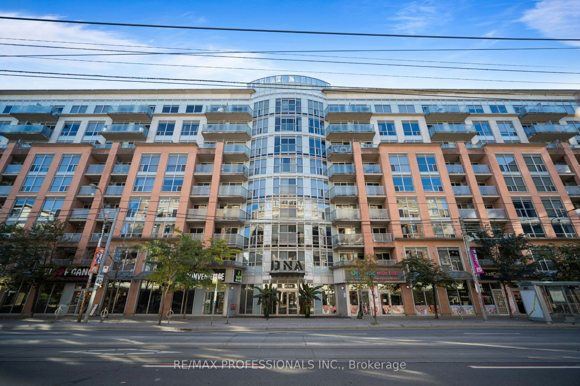320-1005 King Street W, Toronto, ON, M6K 3M8 - 2