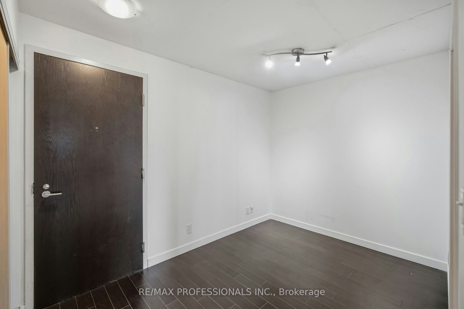 320-1005 King Street W, Toronto, ON, M6K 3M8 - 5