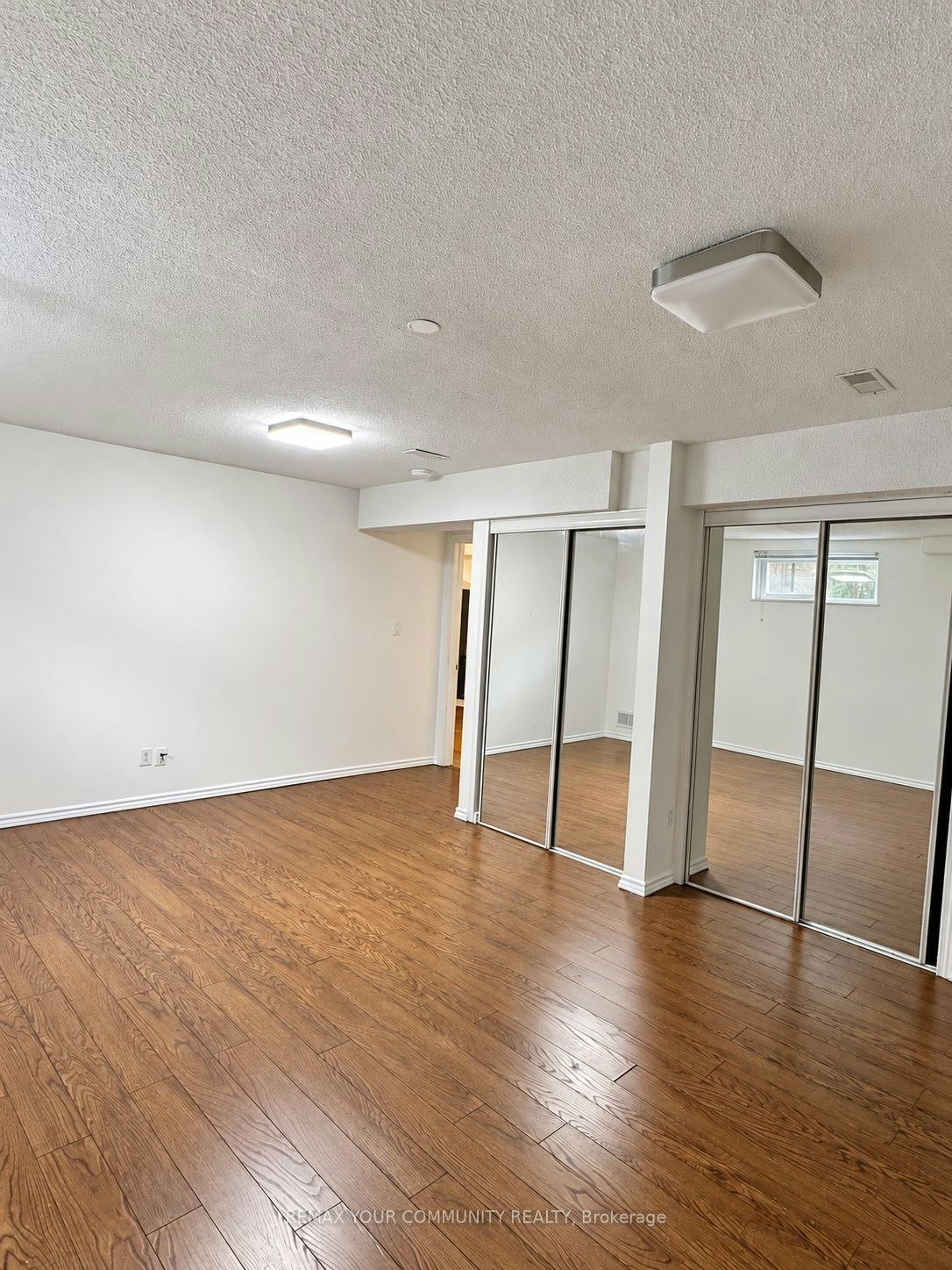 Bsmnt-85 Patricia Avenue, Toronto, ON, M2M 1J1 - 7