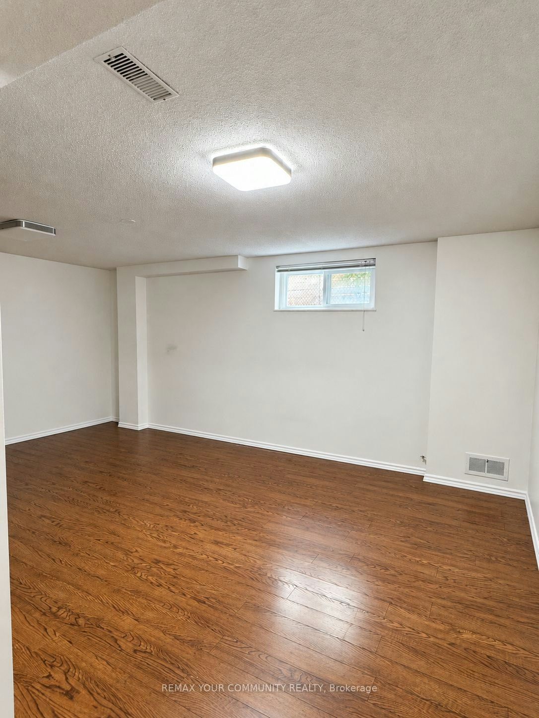 Bsmnt-85 Patricia Avenue, Toronto, ON, M2M 1J1 - 9