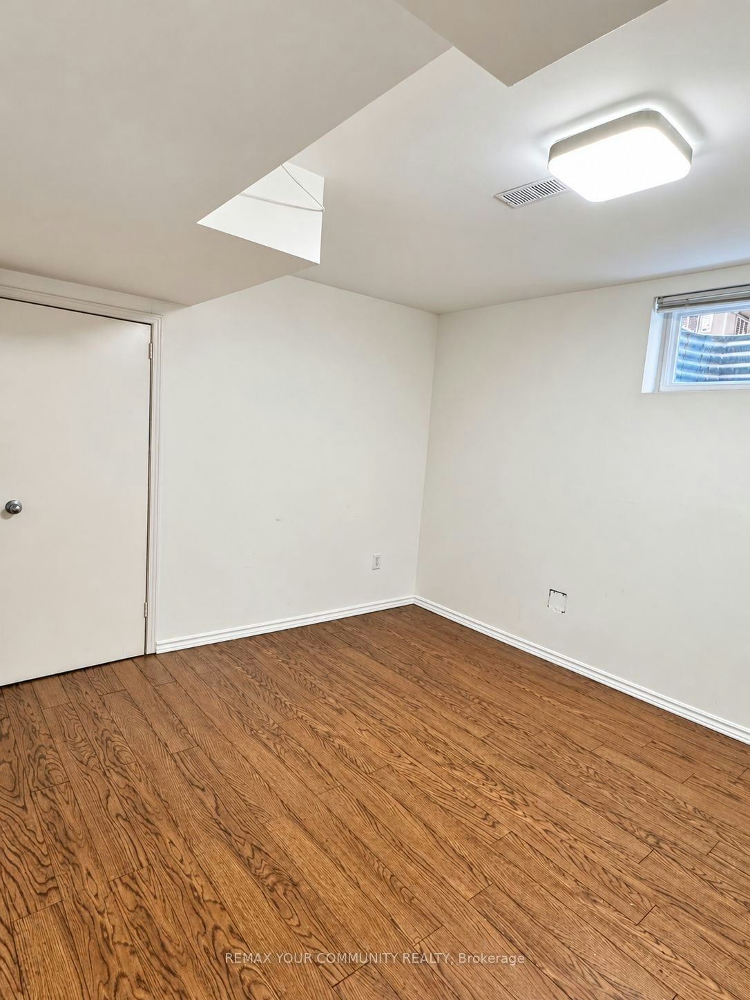 Bsmnt-85 Patricia Avenue, Toronto, ON, M2M 1J1 - 8