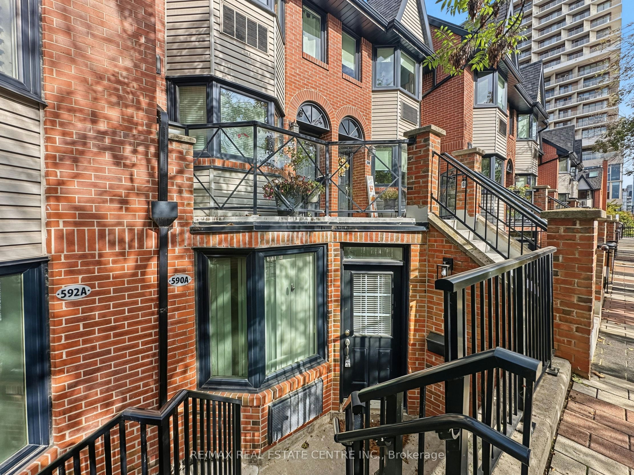 590A-574 Wellington Street W, Toronto, ON, M5V 2X5 - 2
