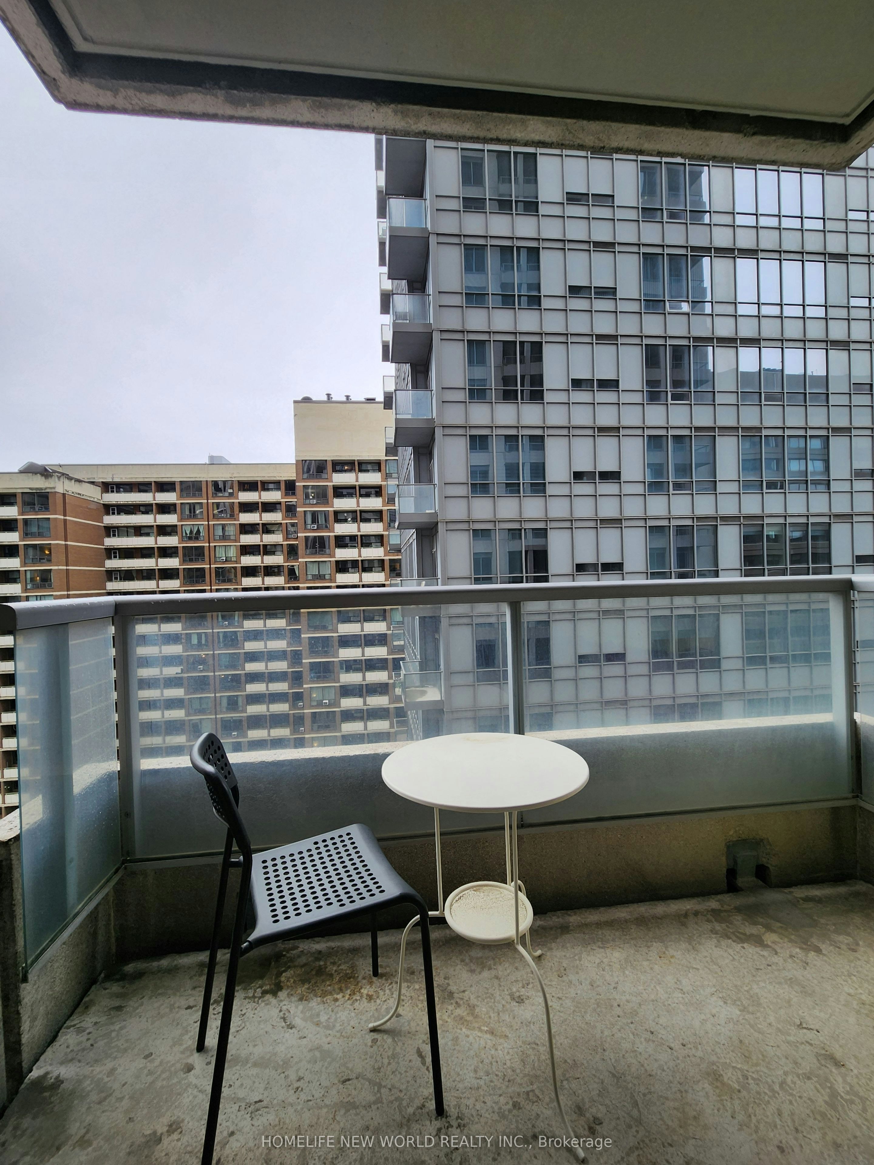 1507-35 Balmuto Street, Toronto, ON, M4Y 0A3 - 13