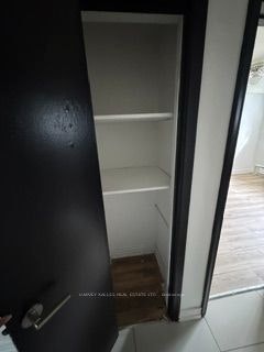 Lower-437 Lawrence Avenue W, Toronto, ON, M5M 1C3 - 10