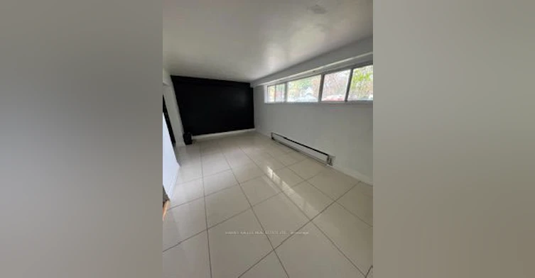 Lower-437 Lawrence Avenue W, Toronto, ON, M5M 1C3 - 2