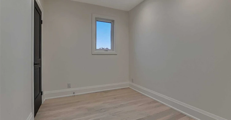 3rd-201 Cedric Avenue, Toronto, ON, M6C 3X7 - 5