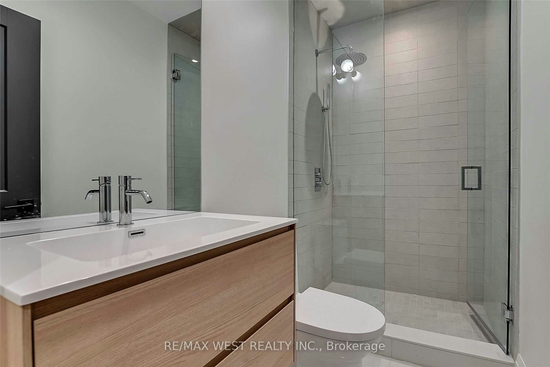 3rd-201 Cedric Avenue, Toronto, ON, M6C 3X7 - 6