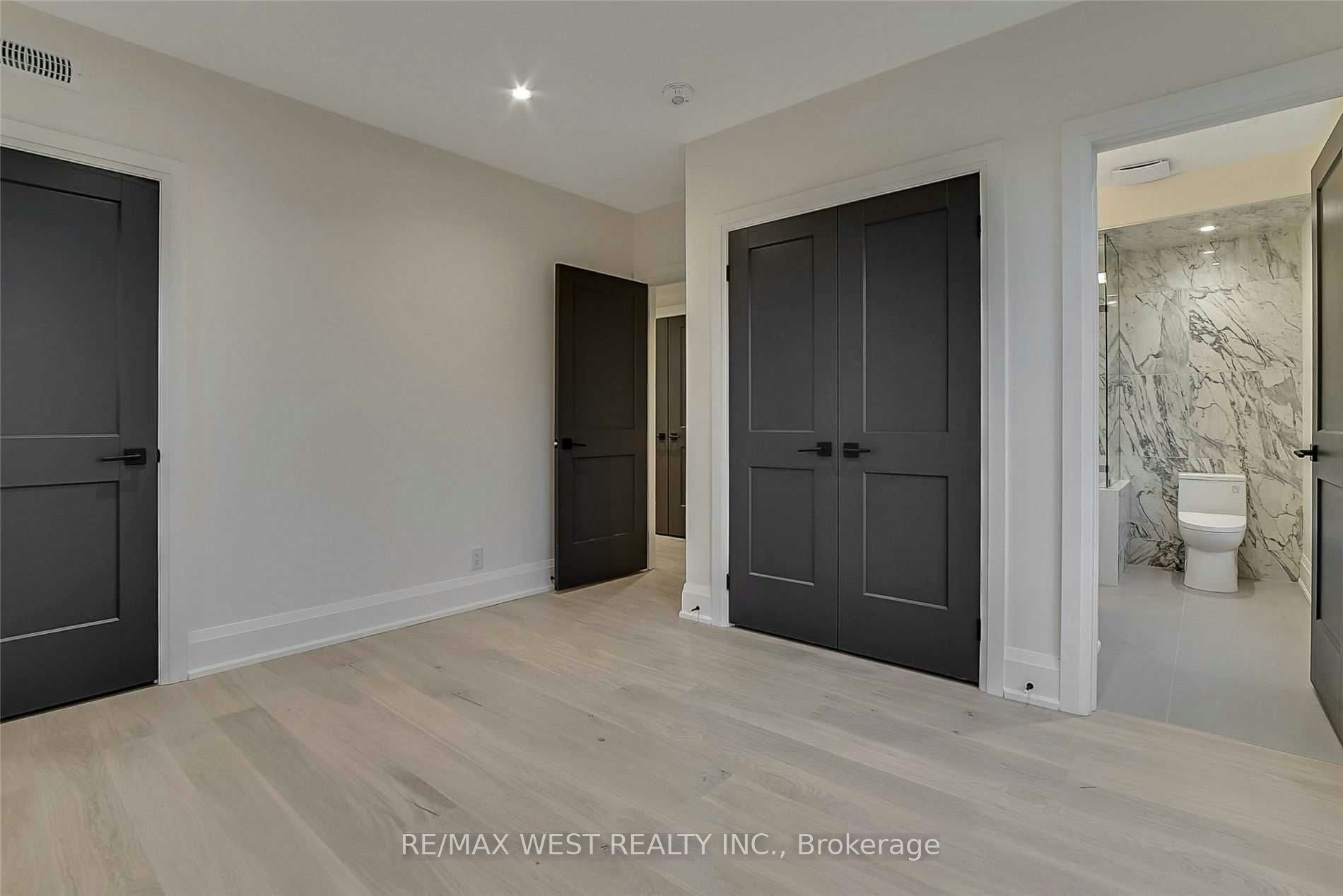 3rd-201 Cedric Avenue, Toronto, ON, M6C 3X7 - 8