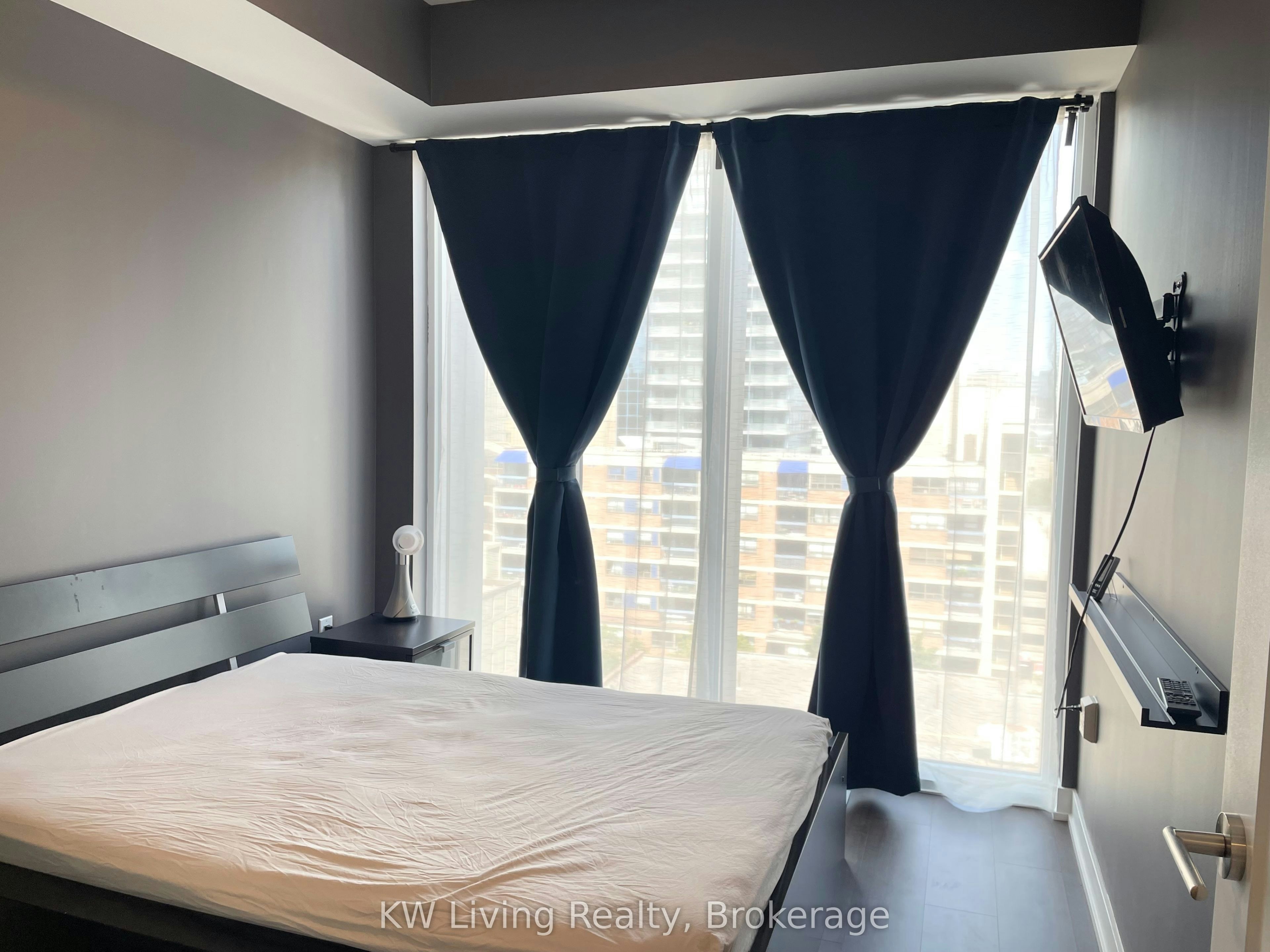 1109-50 Mccaul Street, Toronto, ON, M5T 0B6 - 16