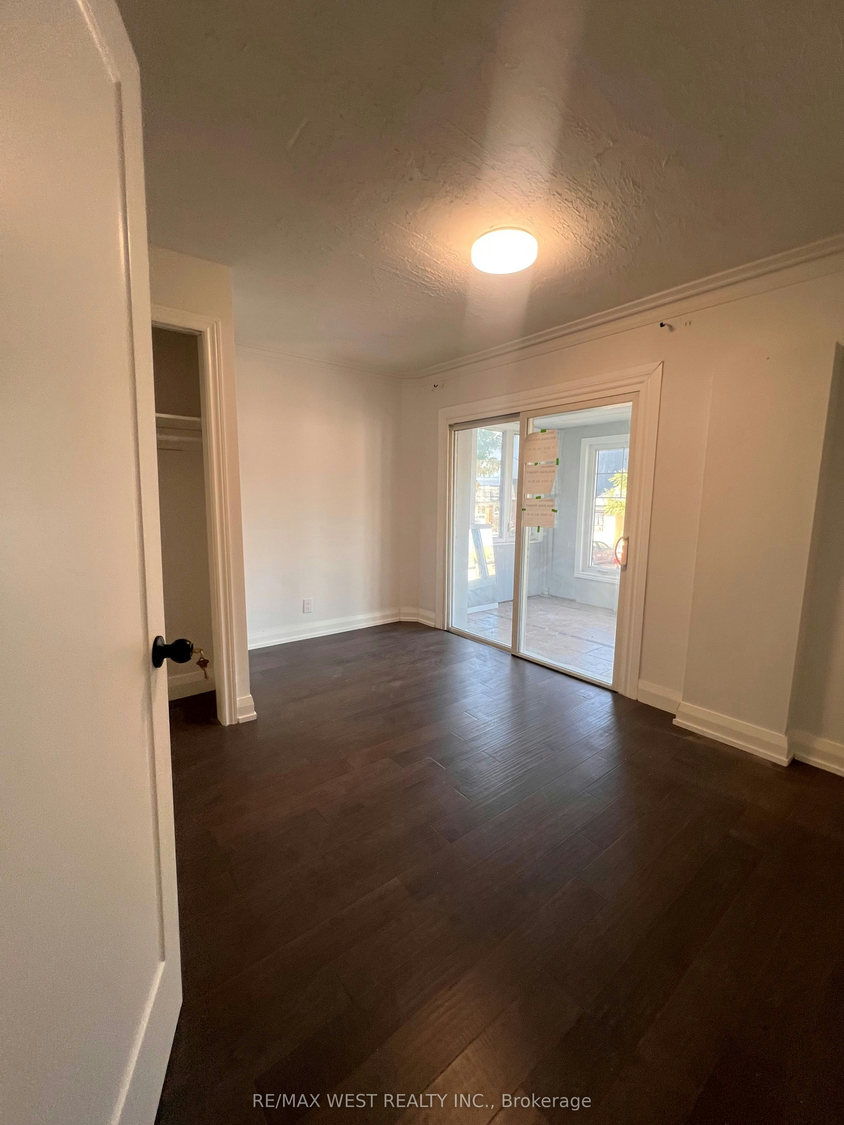 Main-181 Cedric Avenue, Toronto, ON, M6C 3X7 - 6