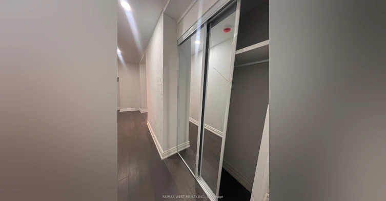 Main-181 Cedric Avenue, Toronto, ON, M6C 3X7 - 4