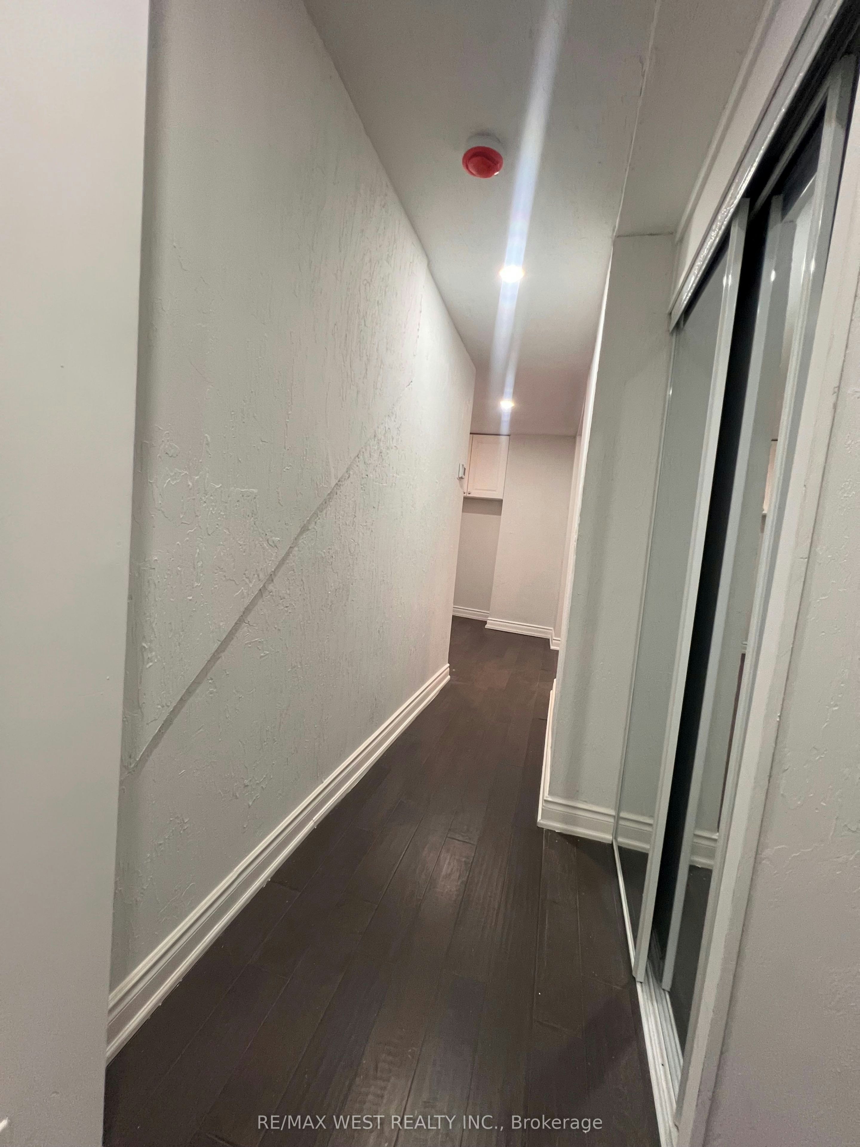 Main-181 Cedric Avenue, Toronto, ON, M6C 3X7 - 3