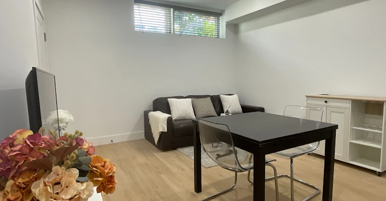 674 Manning Avenue, Toronto, ON, M6G 2W4 - 13