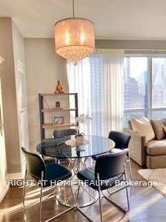 1902-1 The Esplanade N/A, Toronto, ON, M5E 0A8 - 12