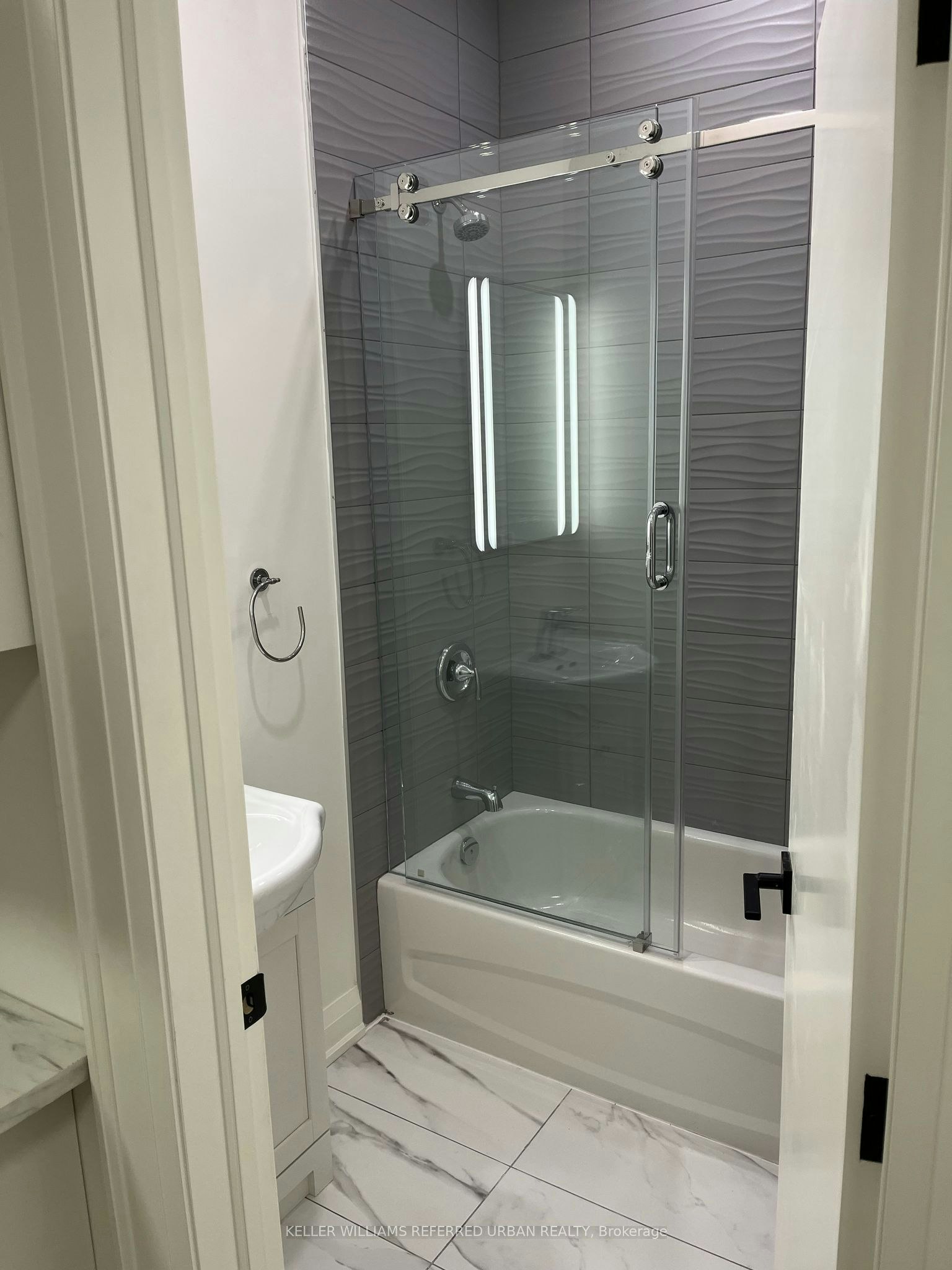 BSMT 2-103 Almore Avenue, Toronto, ON, M3H 2H4 - 16