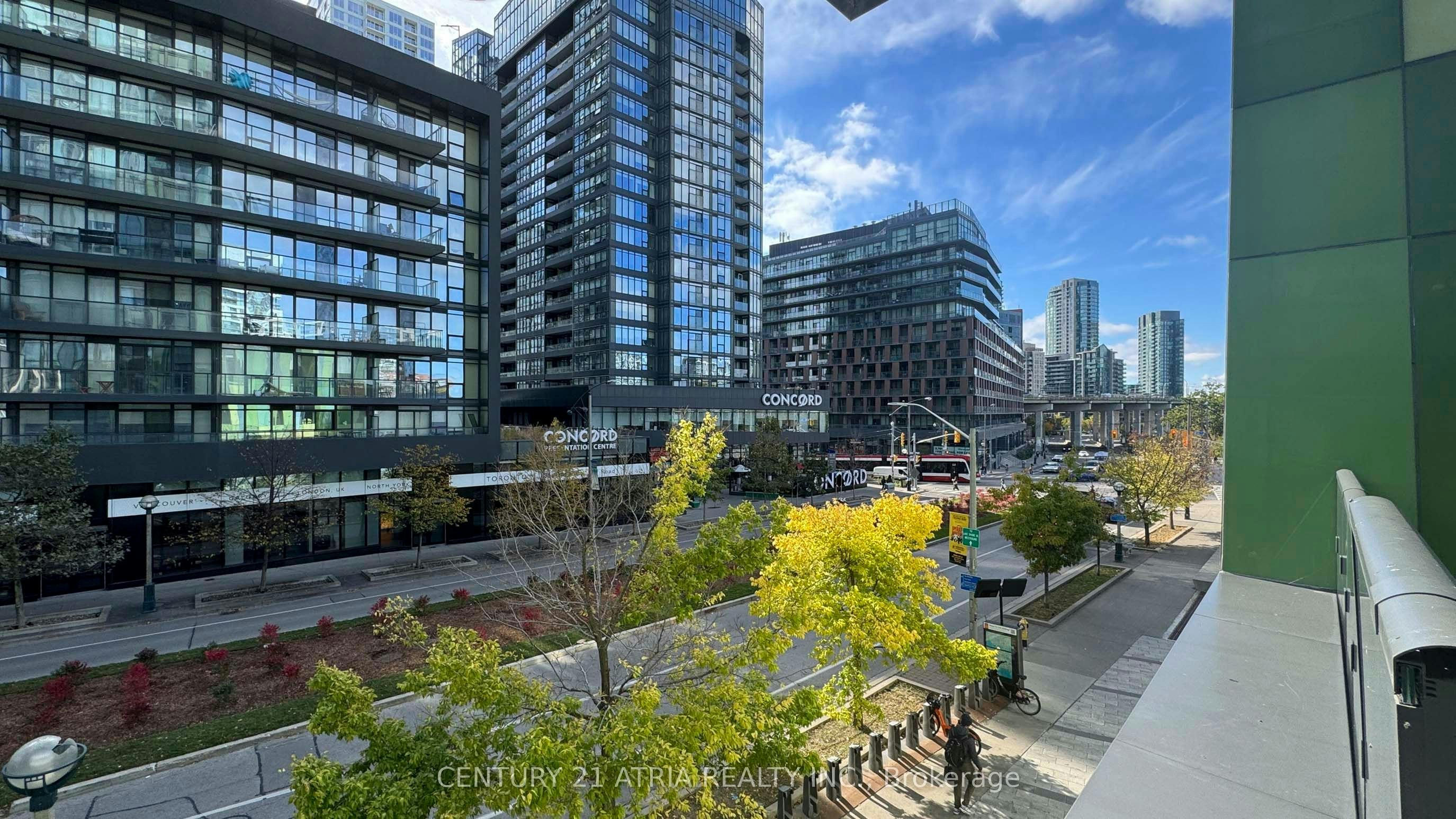211-170 Fort York Boulevard, Toronto, ON, M5V 0E6 - 37