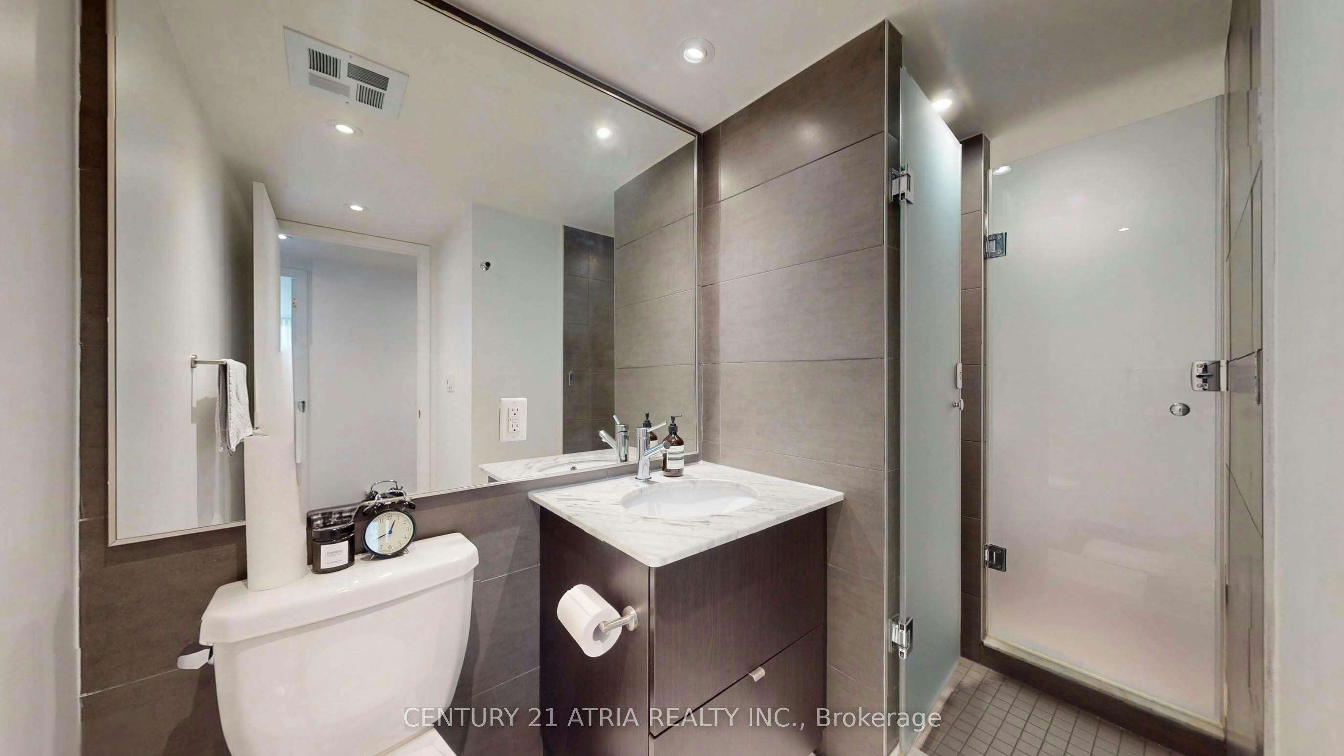 211-170 Fort York Boulevard, Toronto, ON, M5V 0E6 - 26