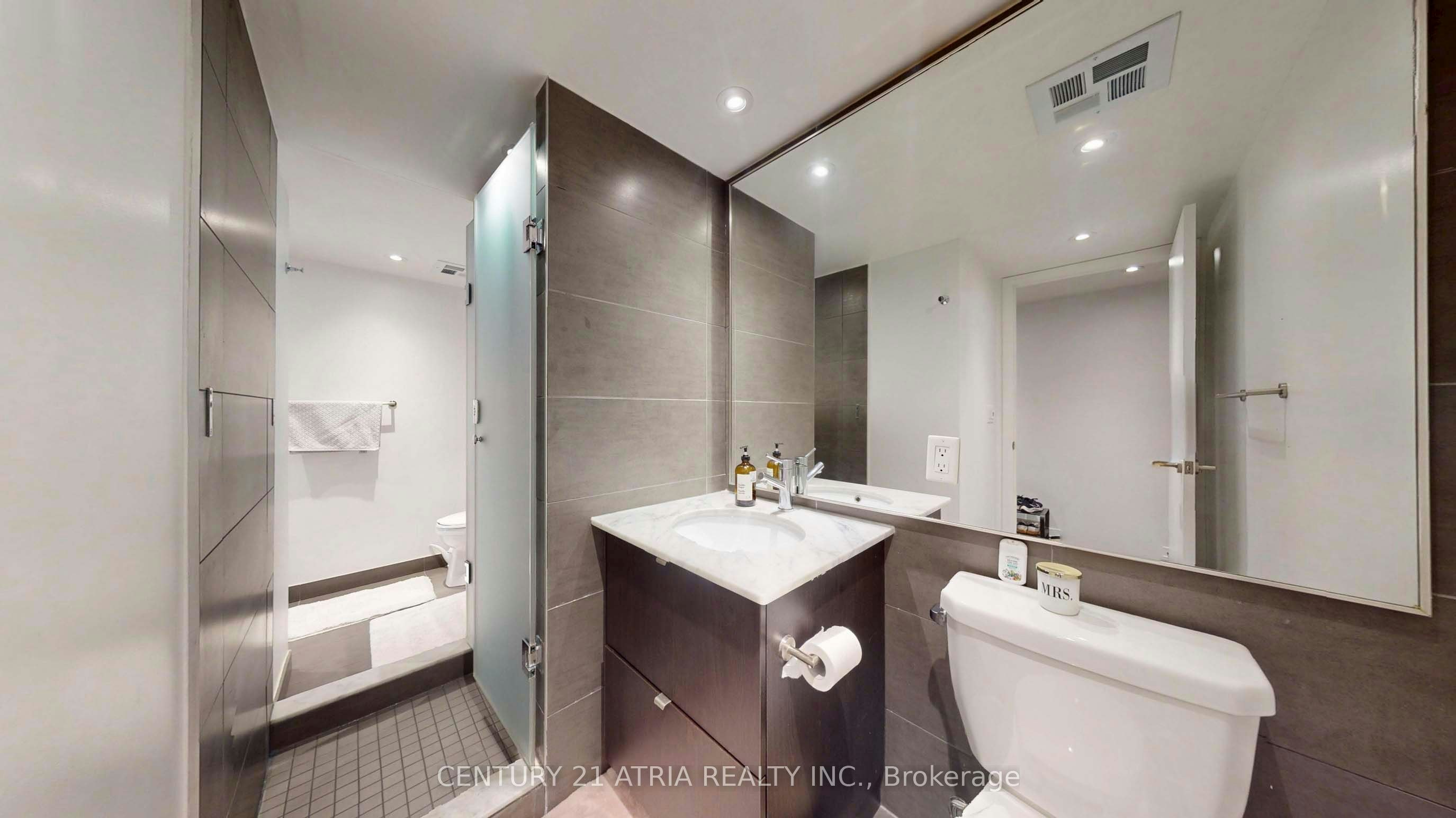211-170 Fort York Boulevard, Toronto, ON, M5V 0E6 - 28