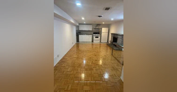 Lower-15 Blithfield Avenue S, Toronto, ON, M2K 1X9 - 2