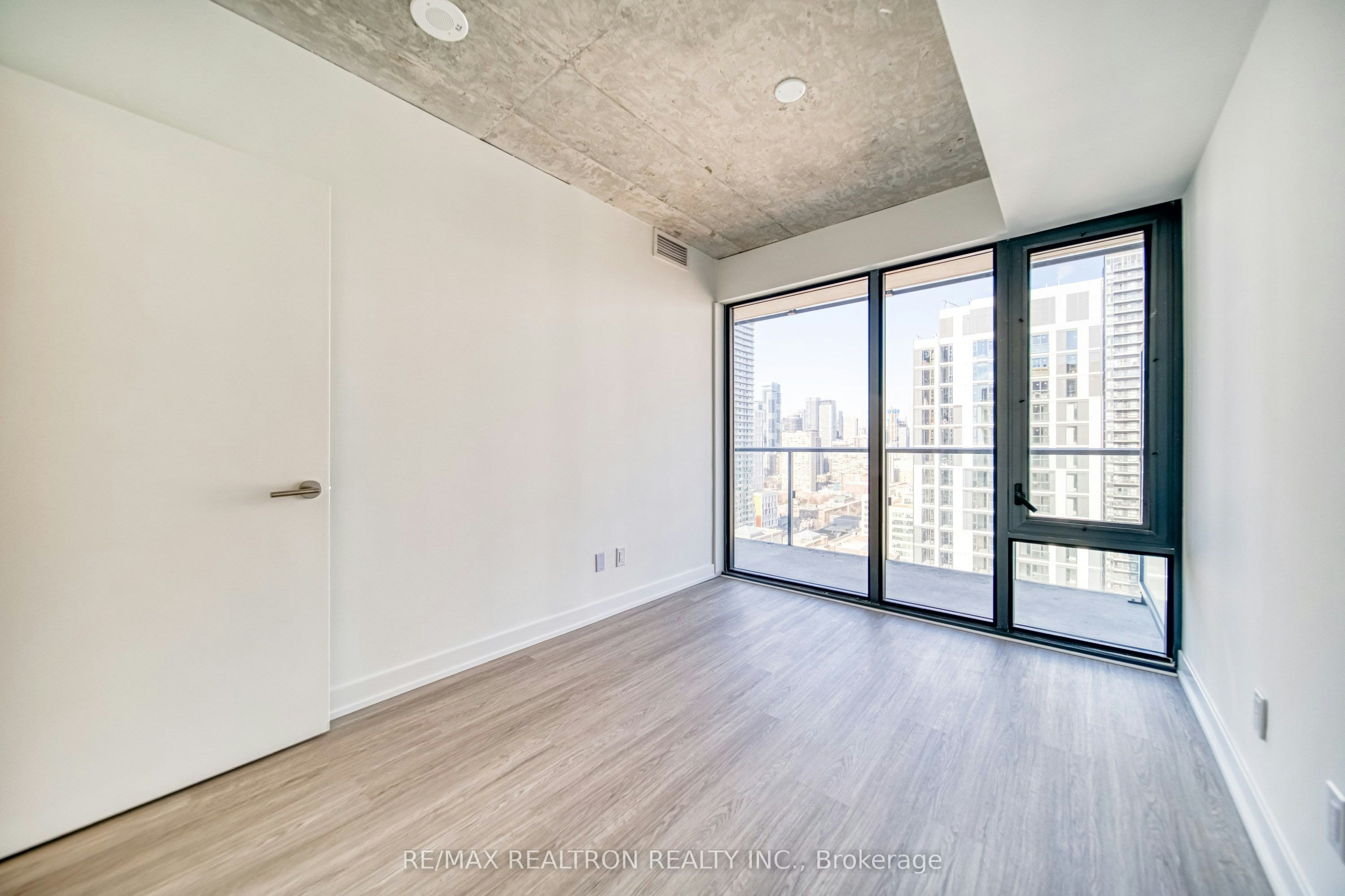 2804-47 Mutual Street, Toronto, ON, M5B 0C6 - 16