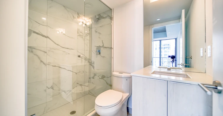 2804-47 Mutual Street, Toronto, ON, M5B 0C6 - 14