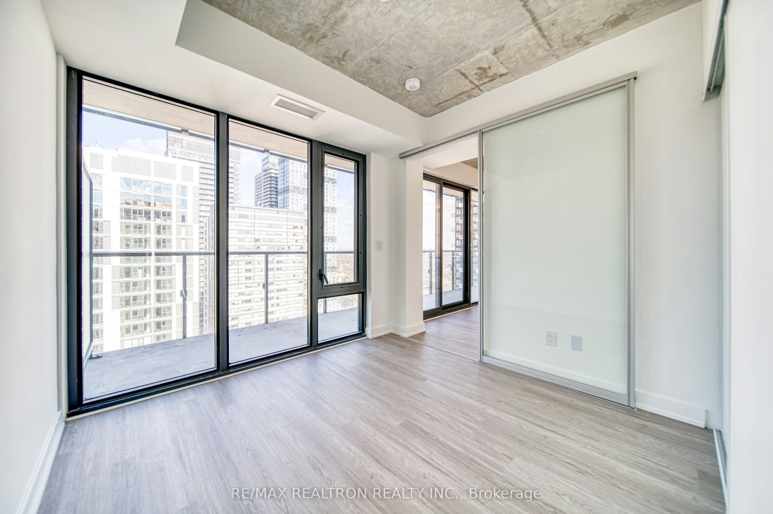 2804-47 Mutual Street, Toronto, ON, M5B 0C6 - 11
