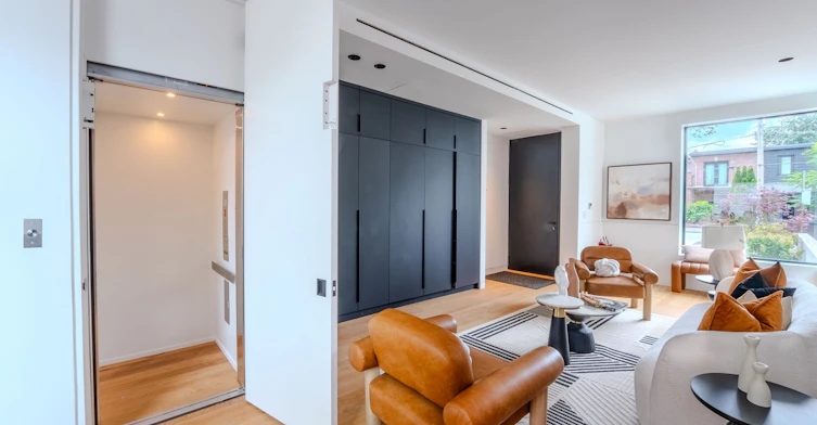 79 Northcote Avenue, Toronto, ON, M6J 3K2 - 5