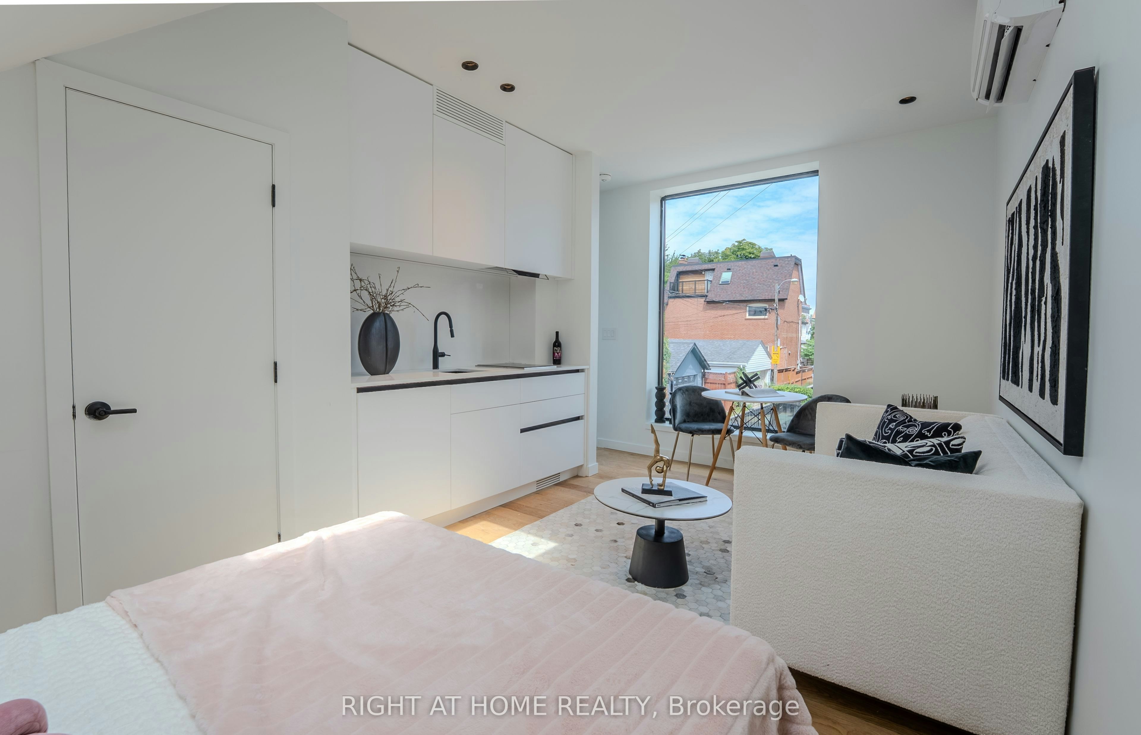 79 Northcote Avenue, Toronto, ON, M6J 3K2 - 41