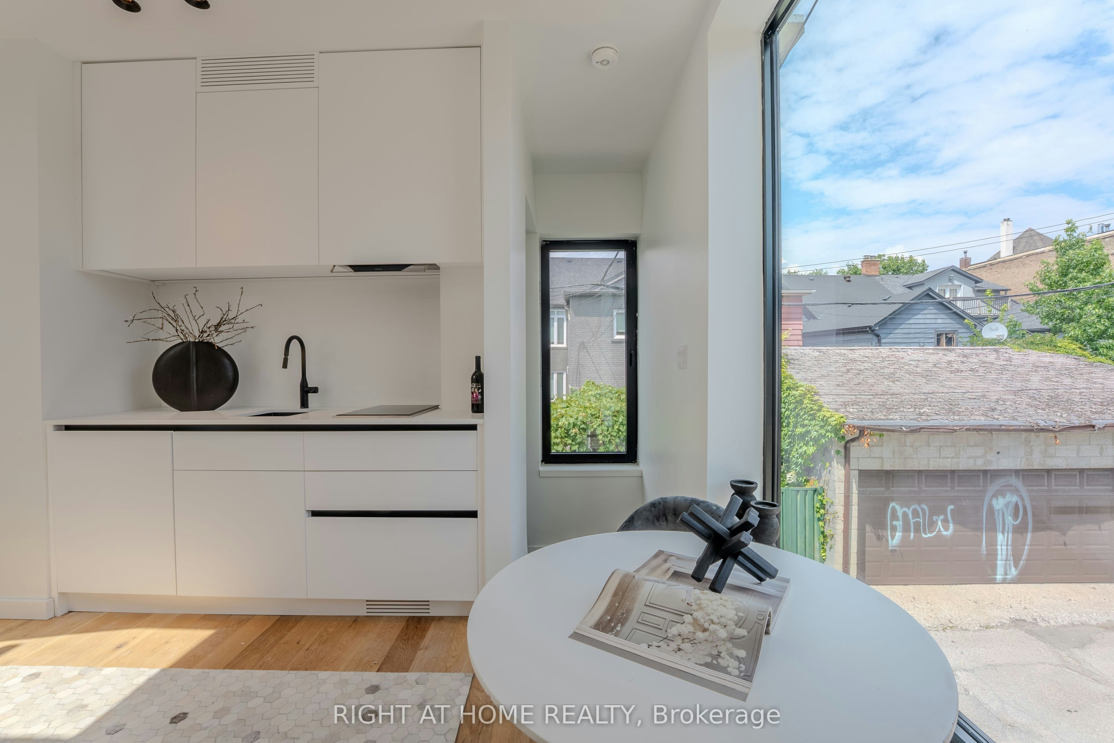 79 Northcote Avenue, Toronto, ON, M6J 3K2 - 42