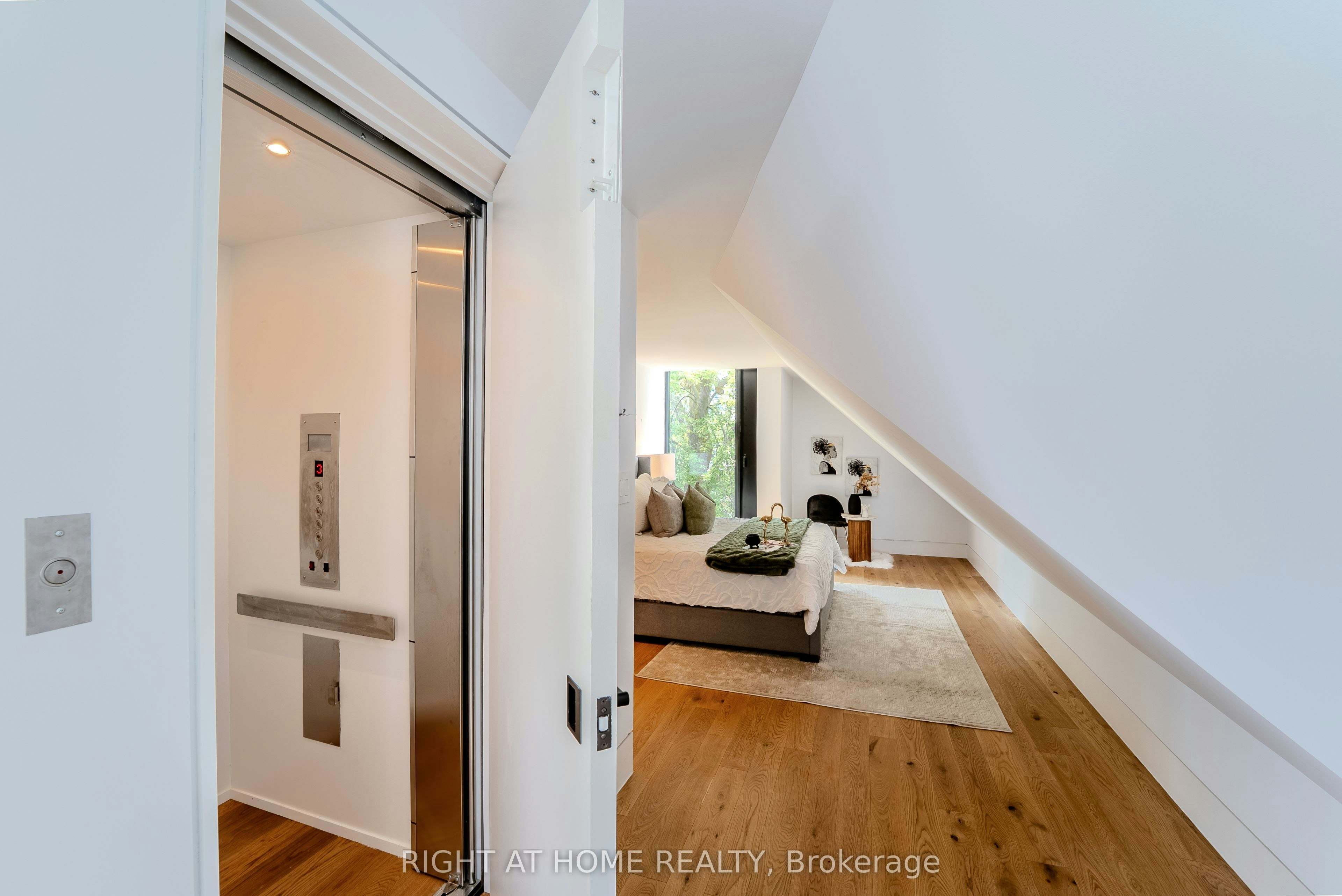 79 Northcote Avenue, Toronto, ON, M6J 3K2 - 27