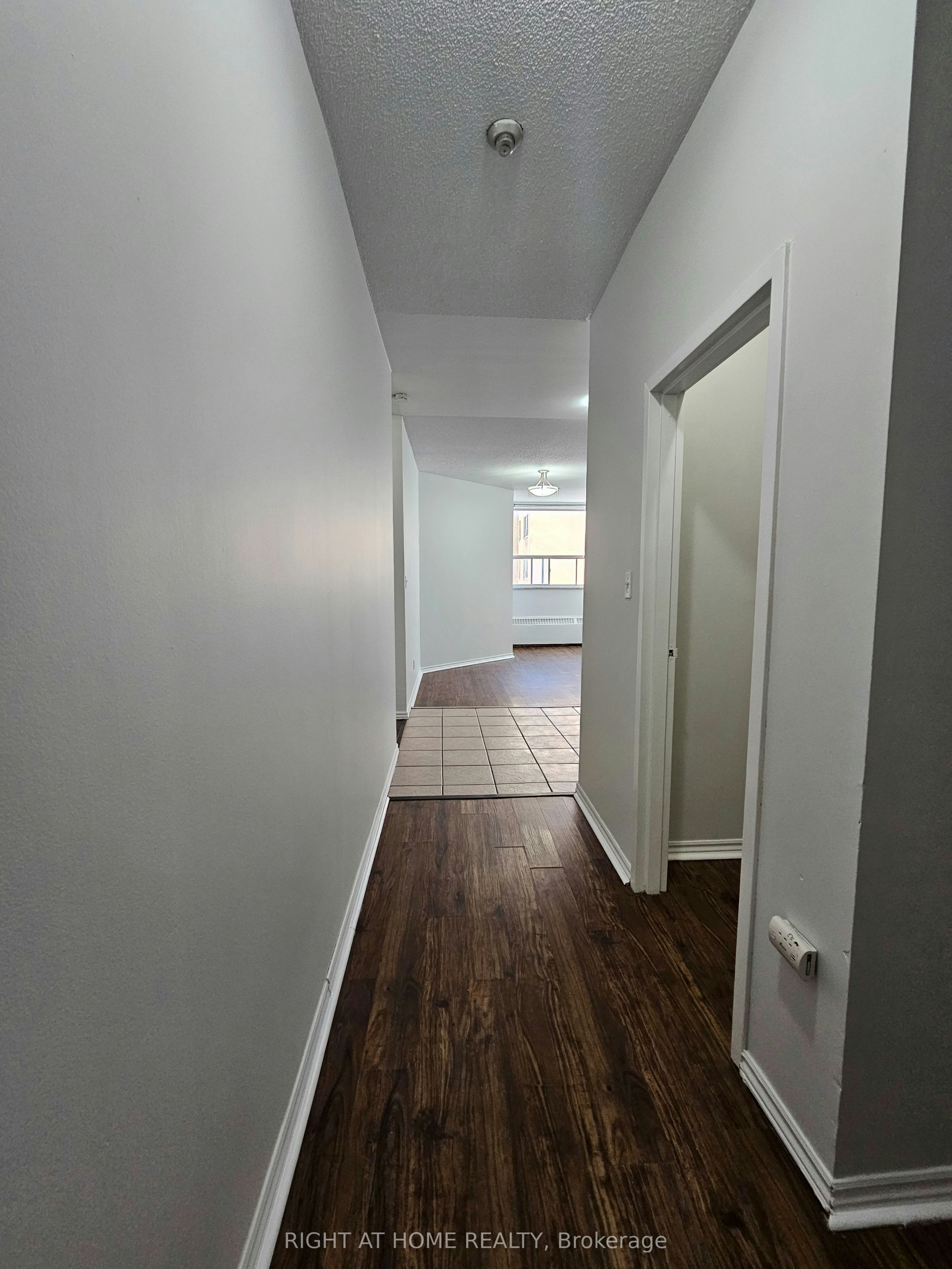 309-1801 Eglinton Avenue W, Toronto, ON, M6E 2H7 - 17