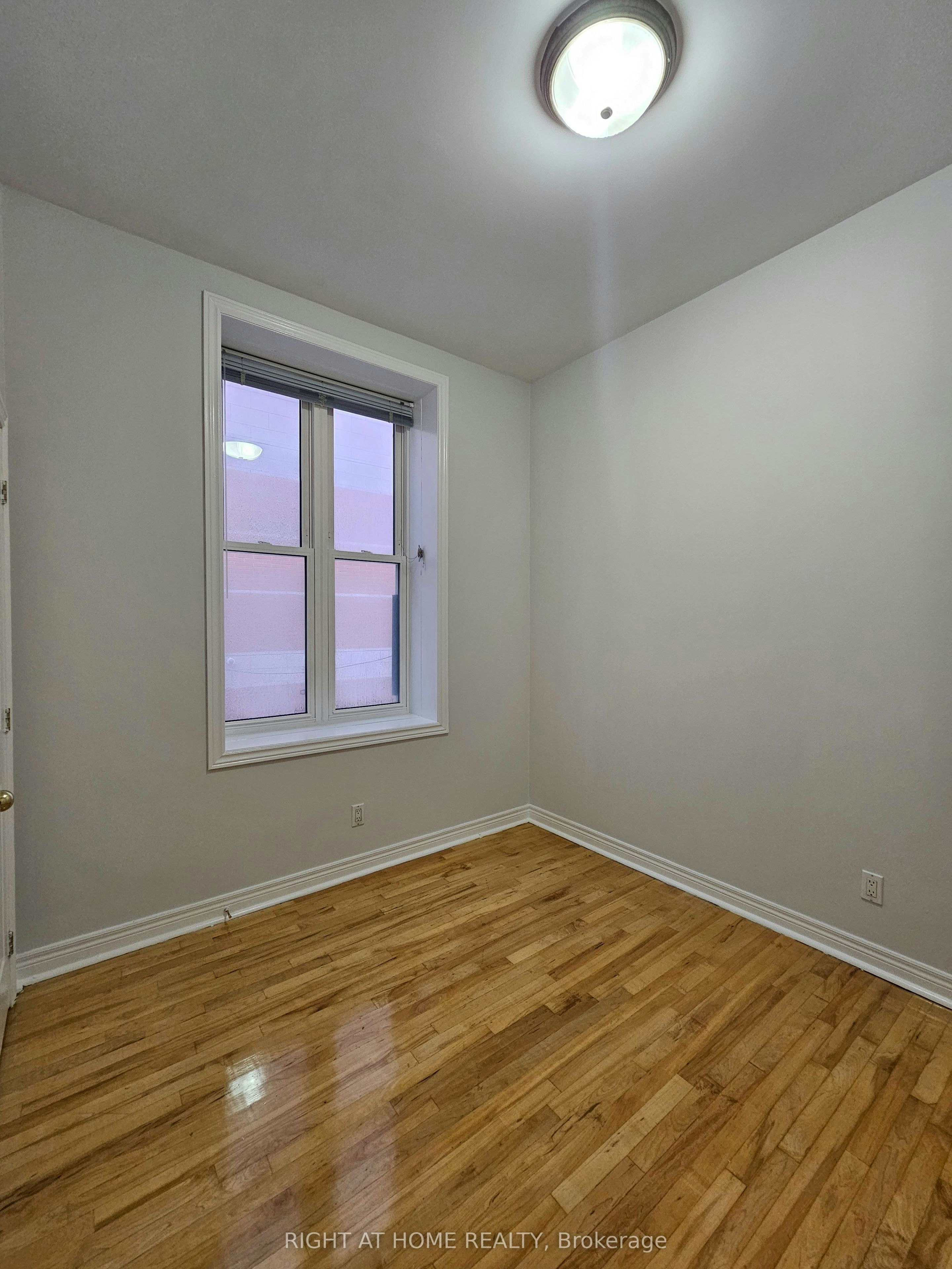 207-524 Yonge Street, Toronto, ON, M4Y 1X9 - 20