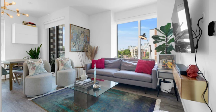 507-1 Cardiff Road, Toronto, ON, M4P 0G2