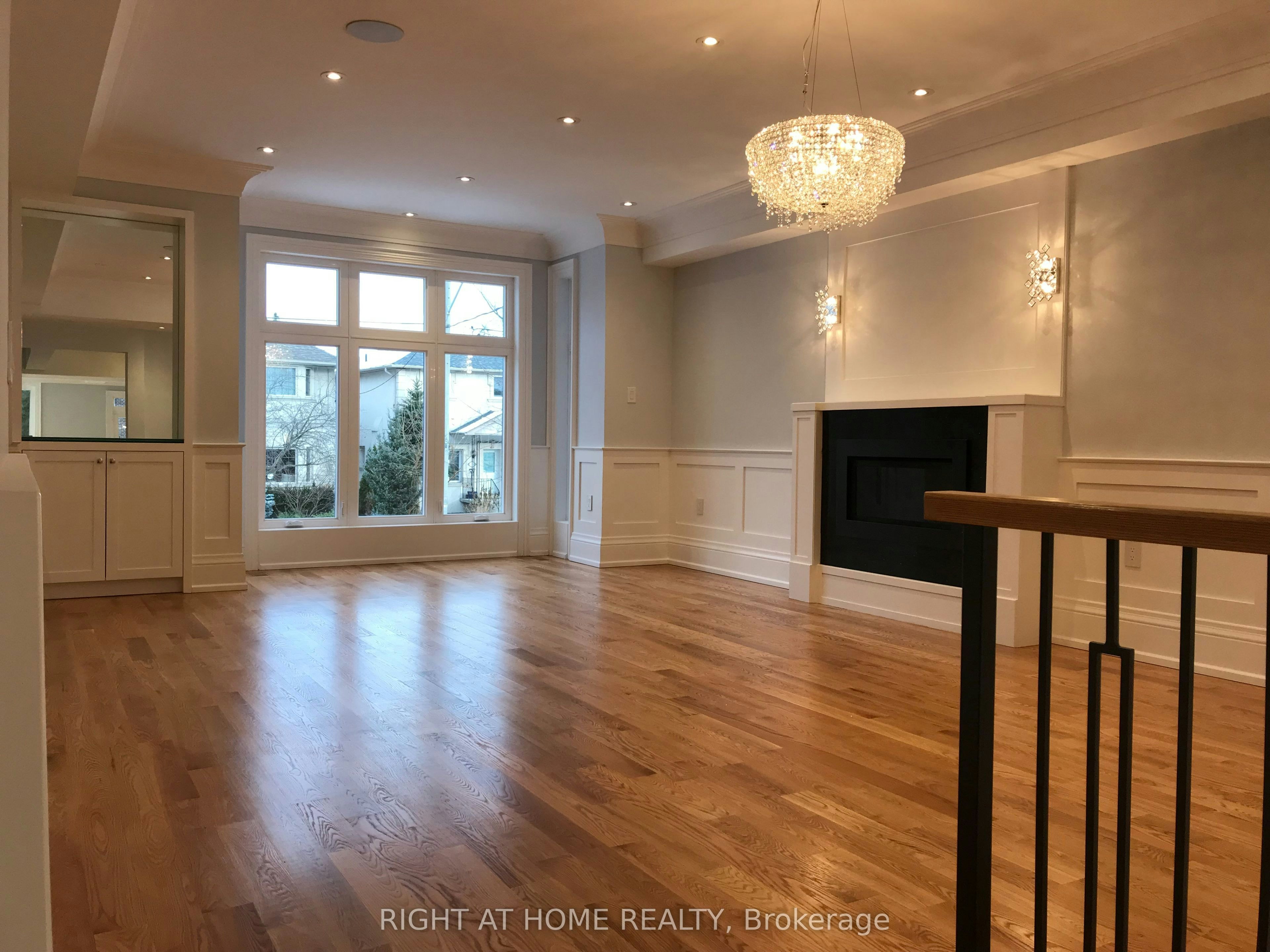 152 Randolph Road, Toronto, ON, M4G 3S4 - 10