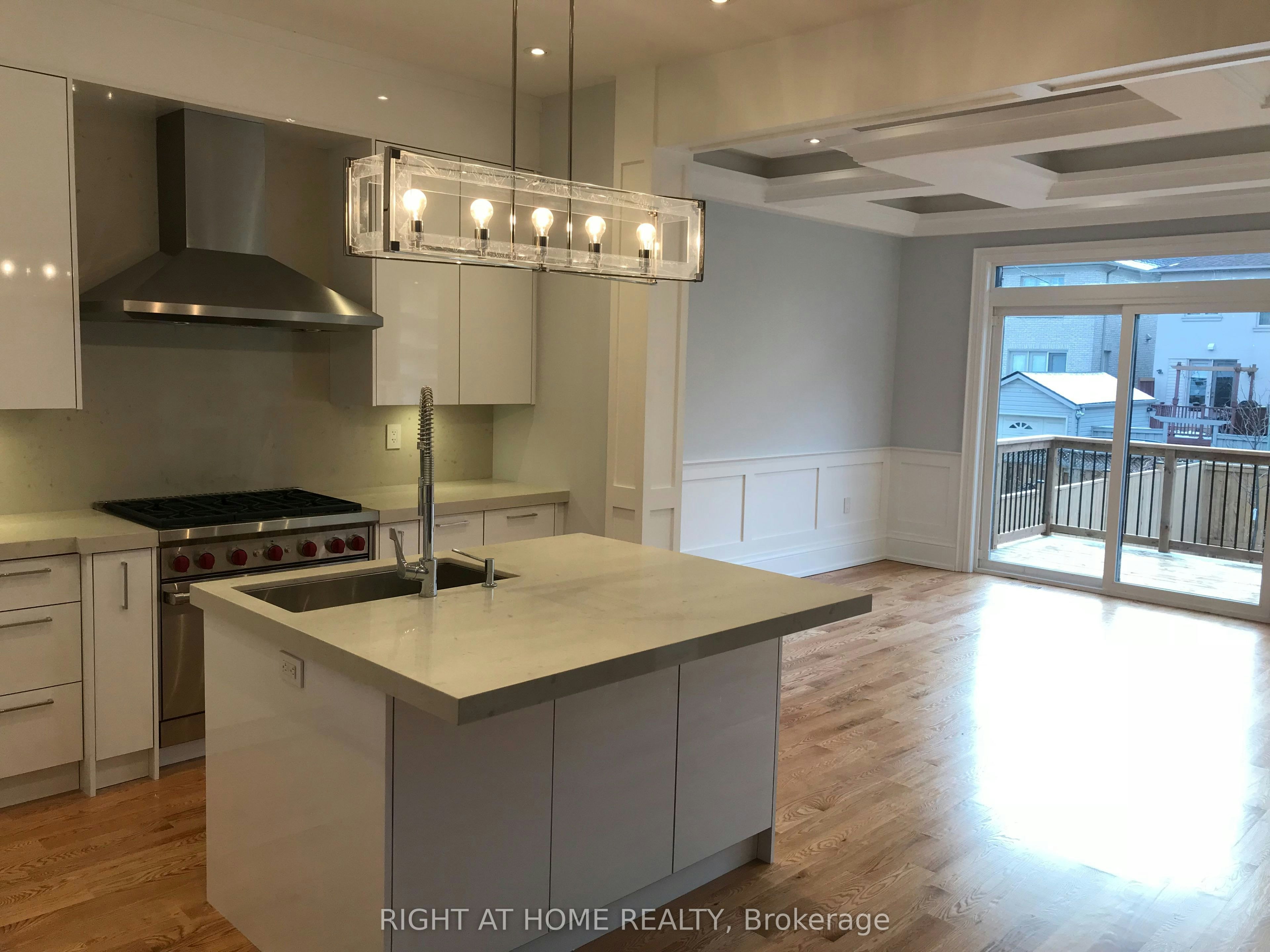 152 Randolph Road, Toronto, ON, M4G 3S4 - 7