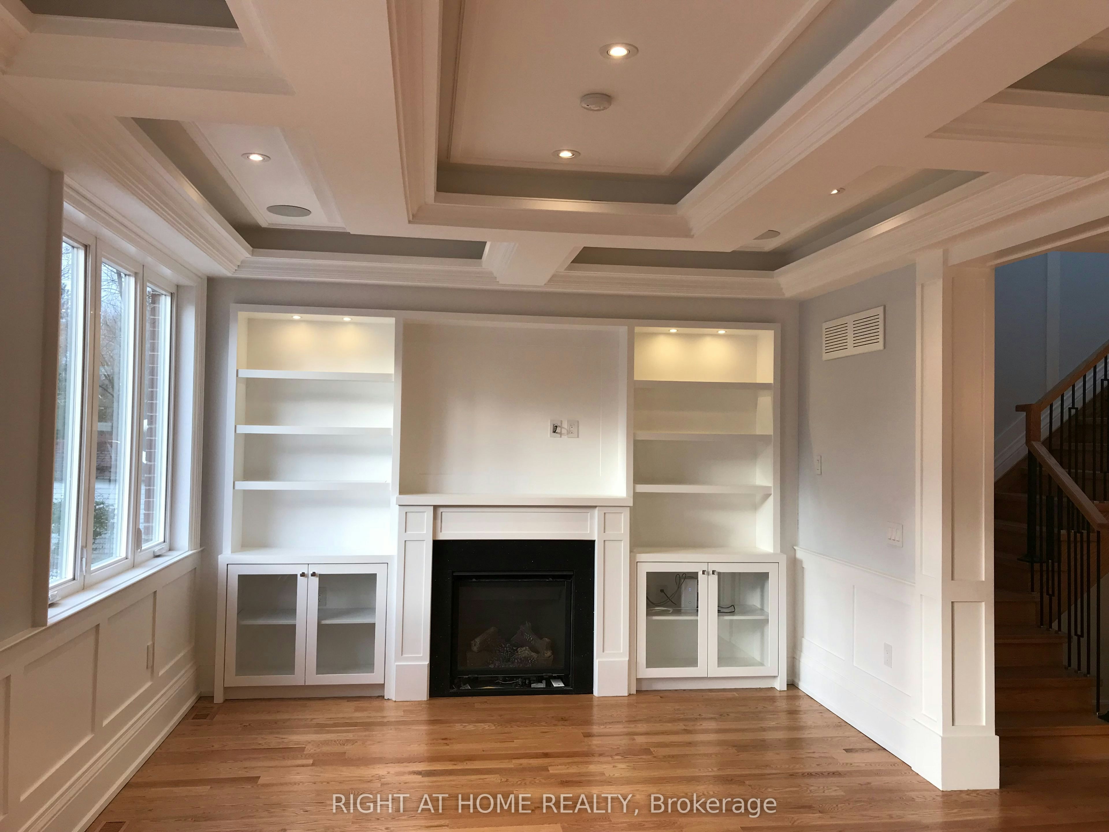 152 Randolph Road, Toronto, ON, M4G 3S4 - 4